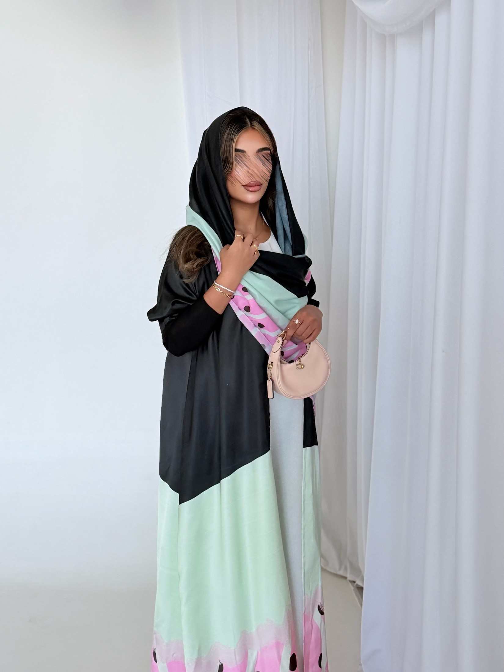 MWT5168 - عباية طباعه قماش حرير بلسد