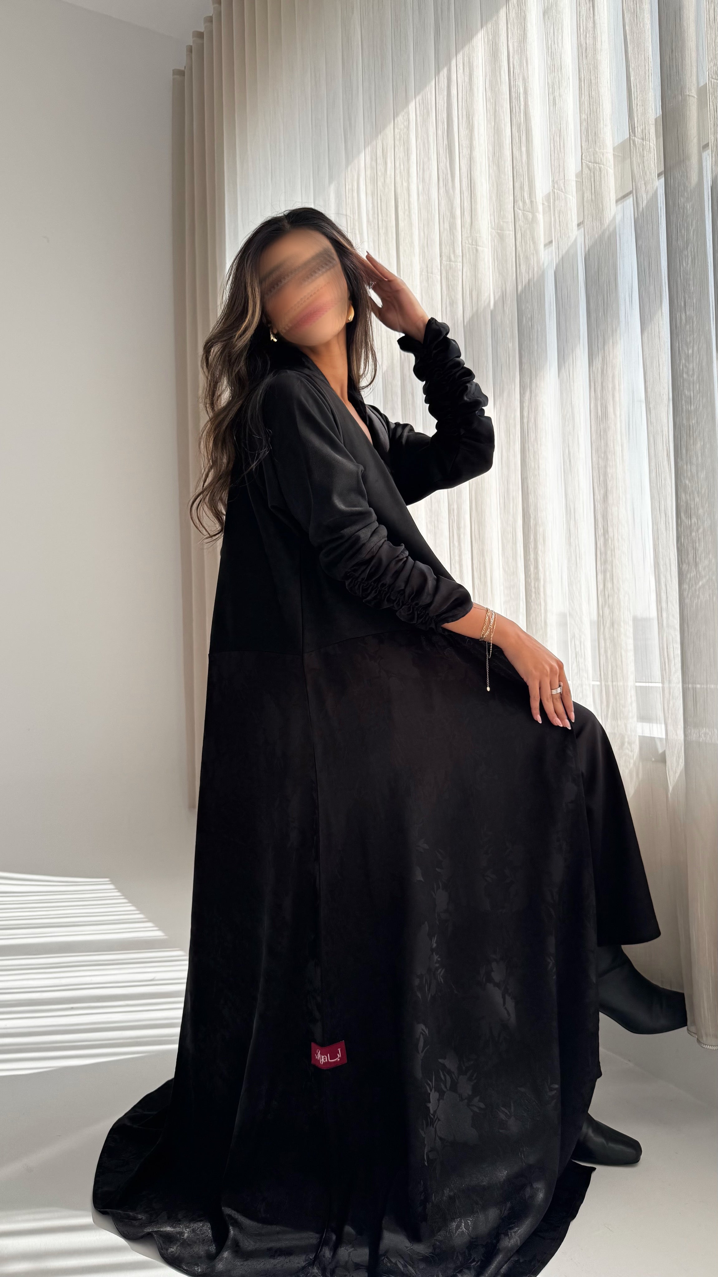 MWT807 - عباية شامواه مع تدخيلة جكار - Aya