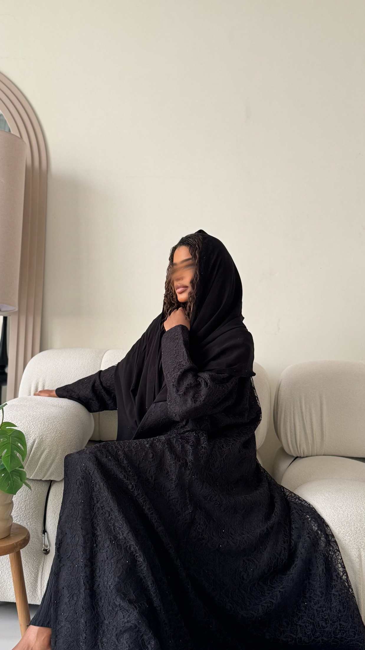 MWT409 - عباية دانتيل مبطن أسود - Aya