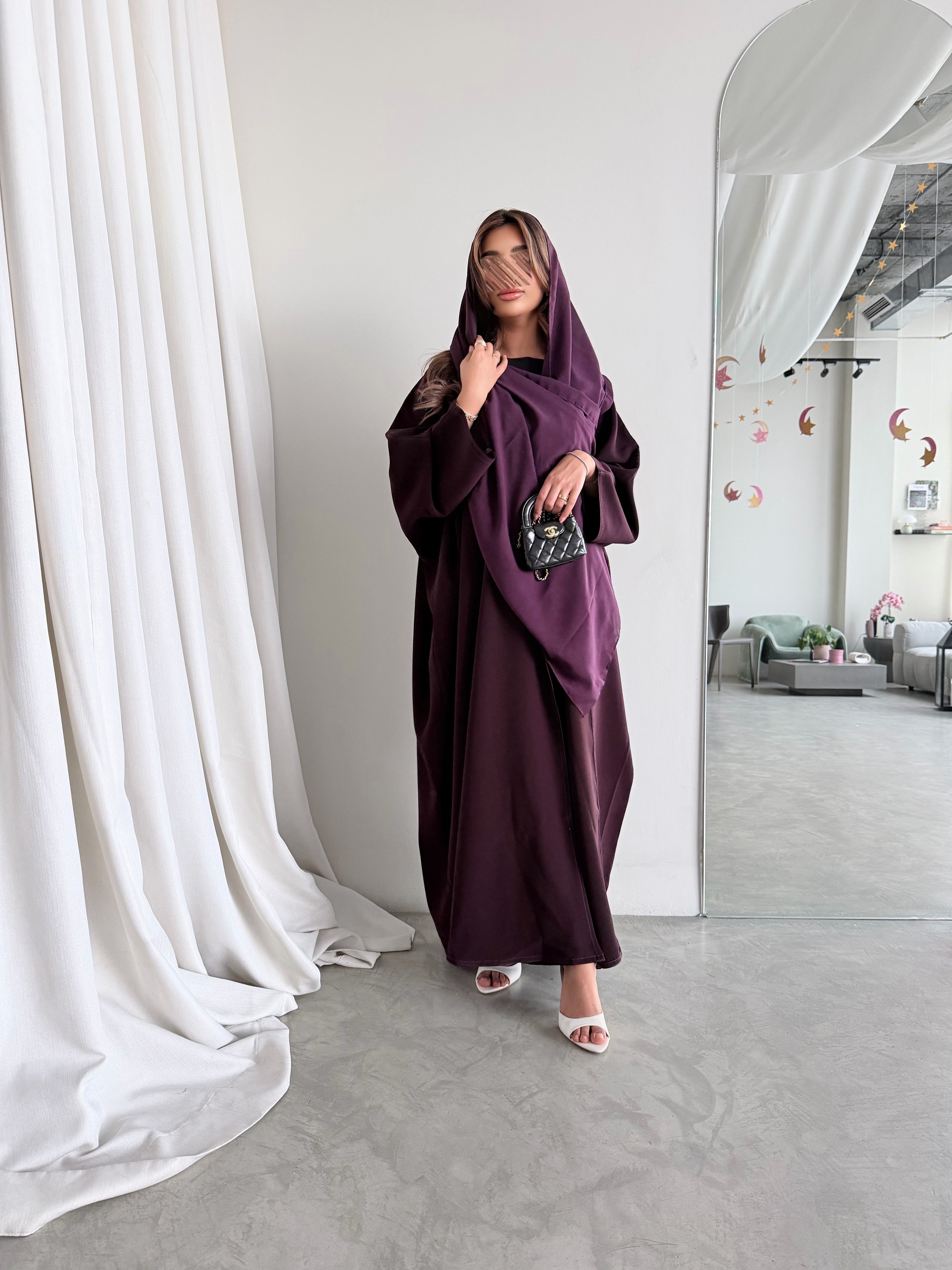 MWT5044 - قماش كريب عنابي قصة نص بشت - Aya