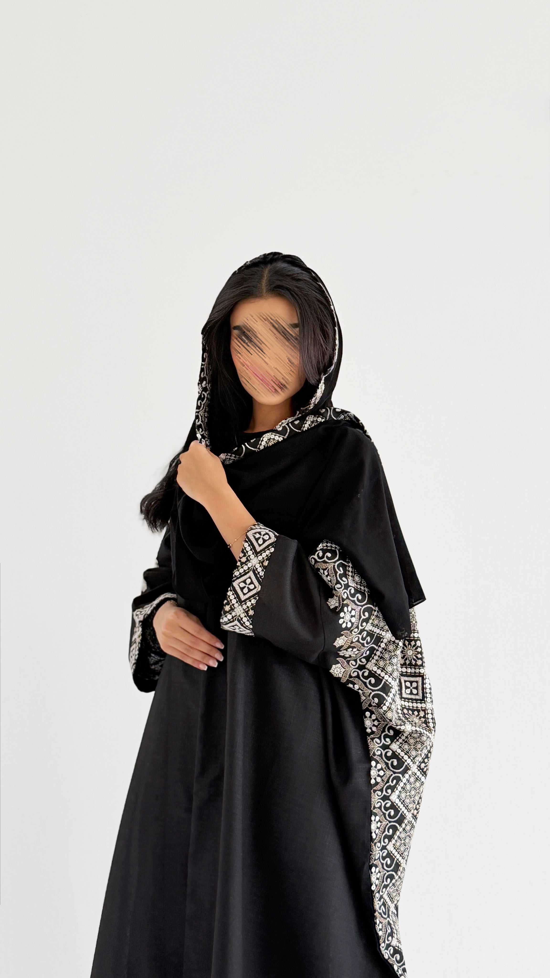 MWT799 - عبايه لنن بتطريز رمضاني - Aya