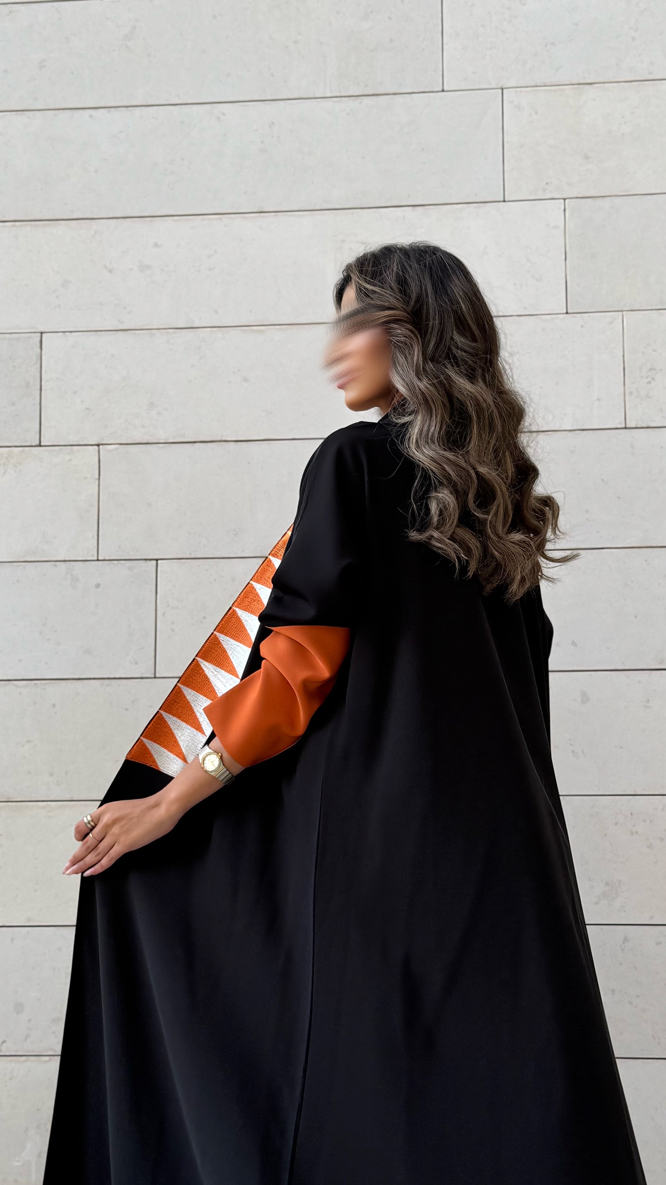 MW1591 -عباية سوداء بتطريز برتقالي | Black Abaya with Orange Embroidery