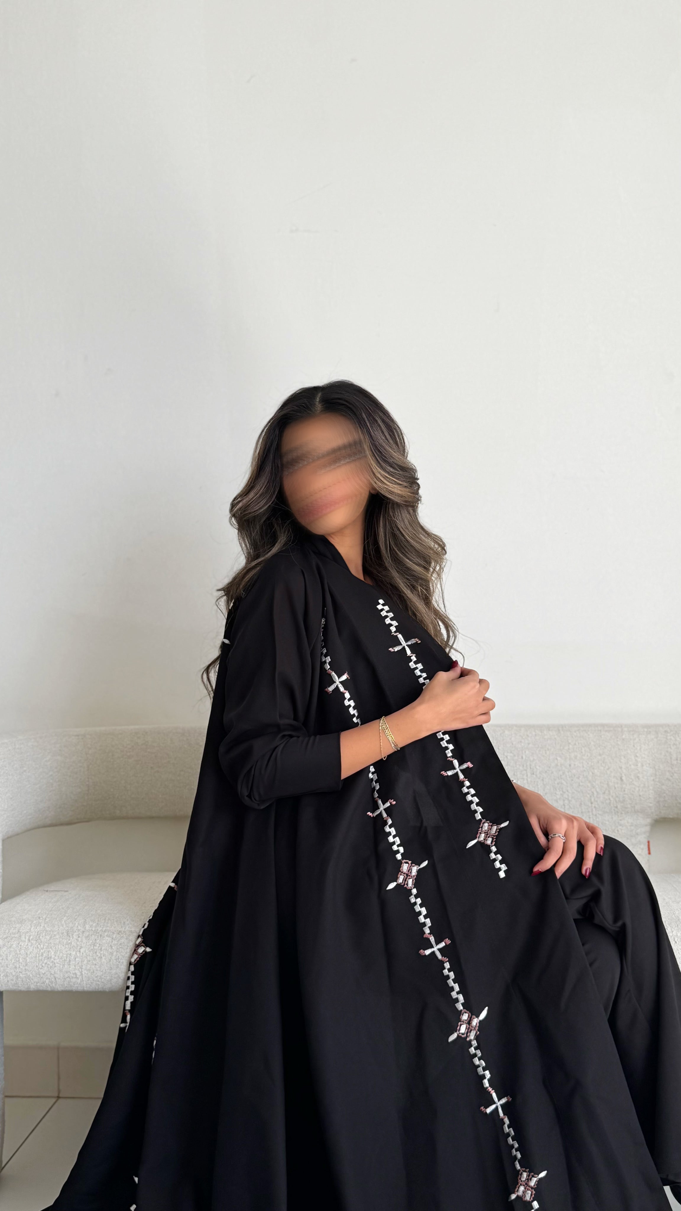 MWT640 - عباية اسود تطريز - Aya