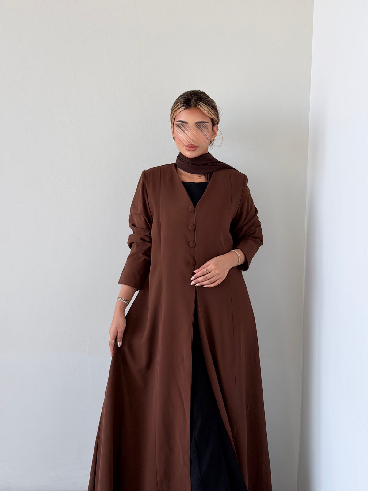 MWT4146 - عباية بليزر بني خفيفة و عملية - Aya