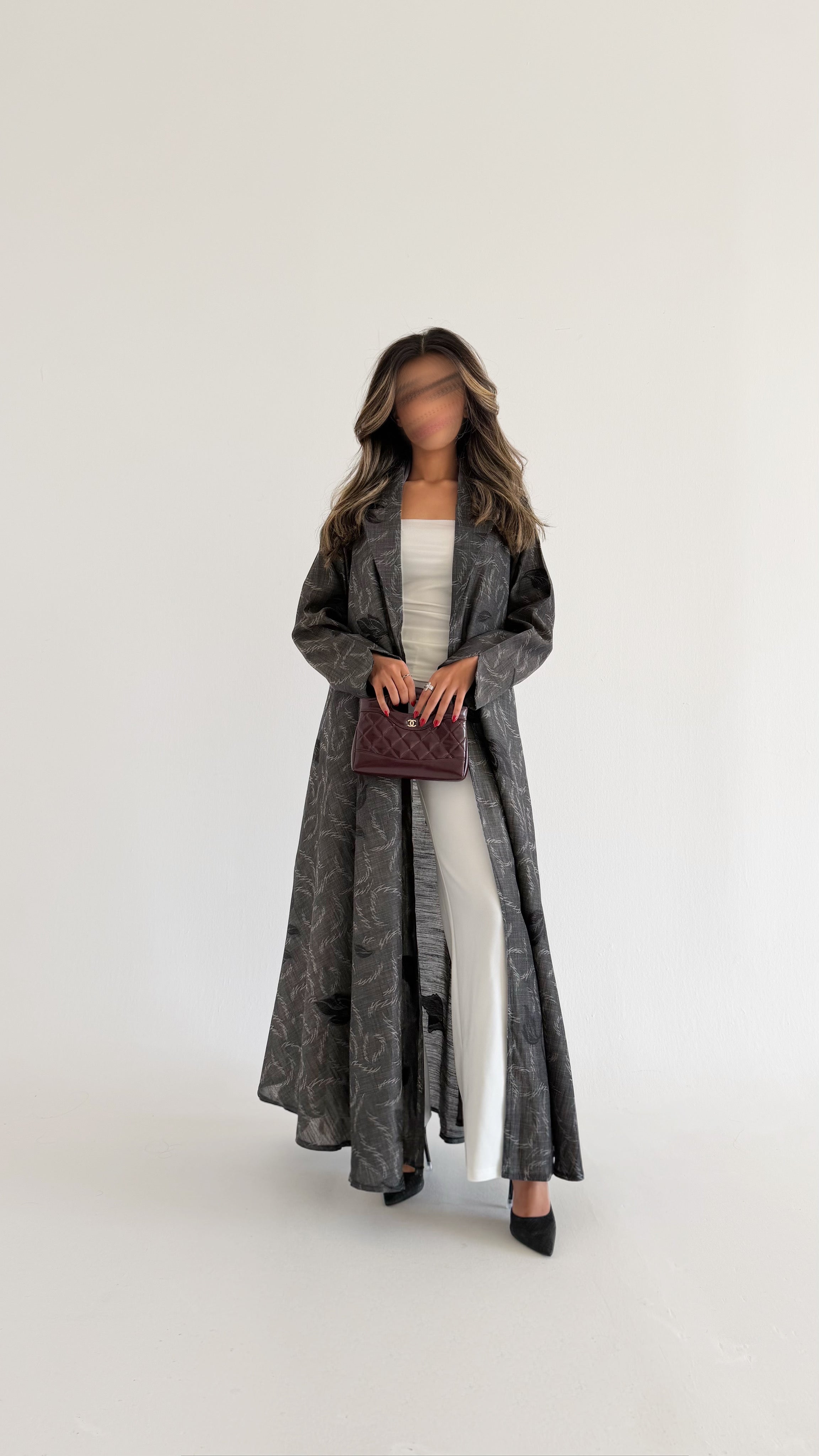 MW645 - Light Crepe Standing with Jacquard Half-Cloche