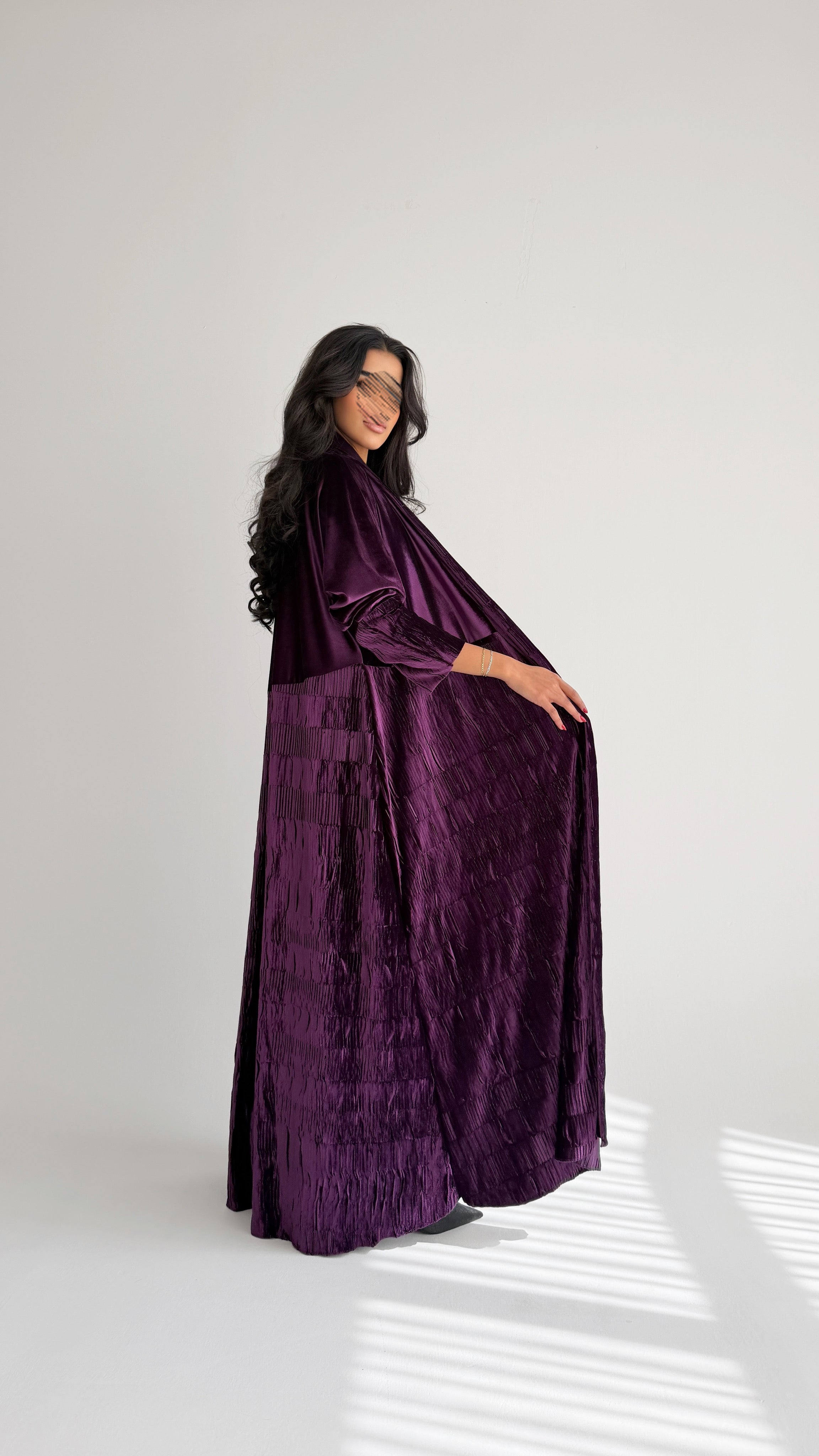 MWT874 - عباية مخمل بيليسية - Aya