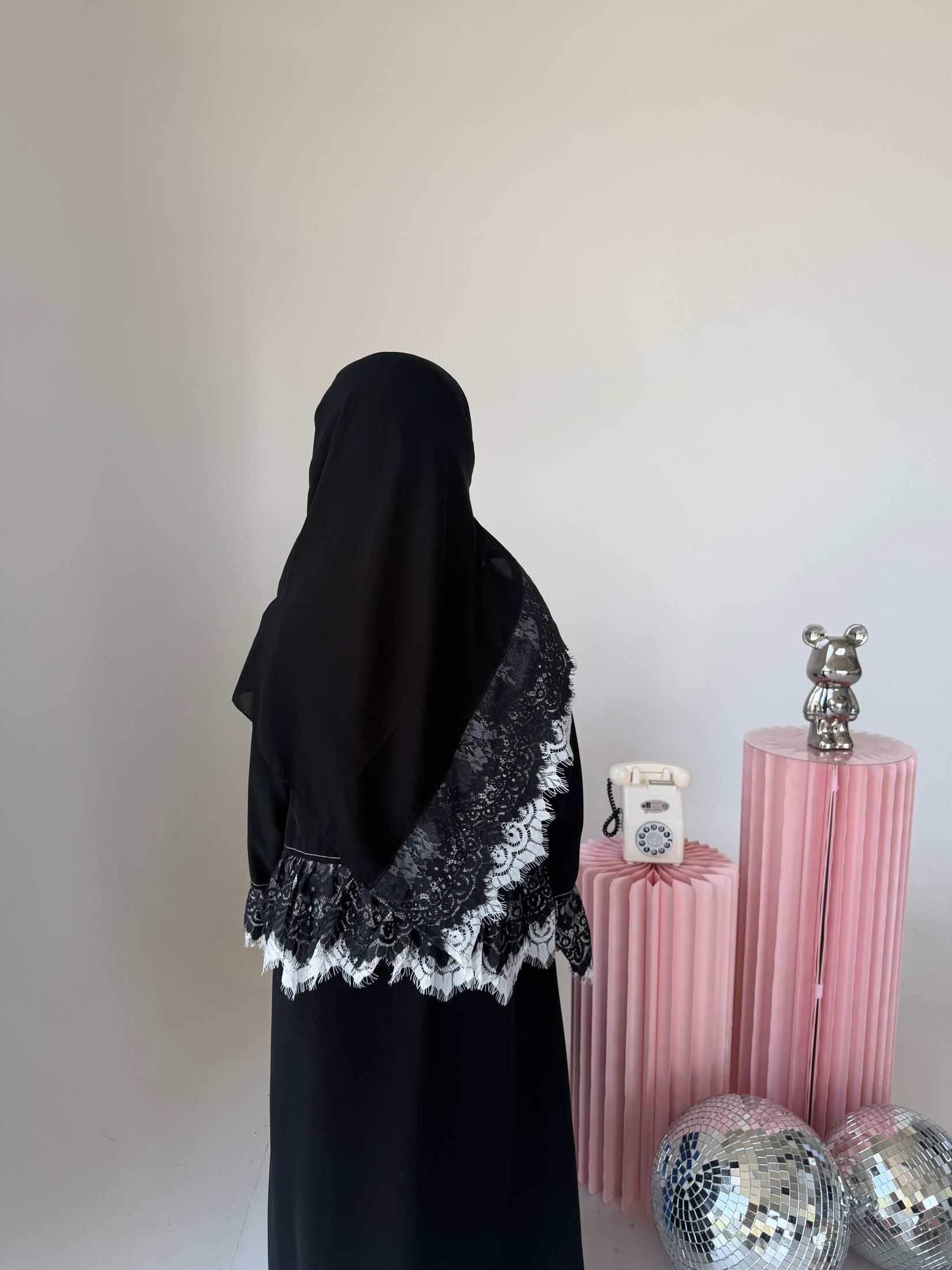 MWT4329 - عباية أطفال لمياء سوداء بدانتيل دبل - Aya