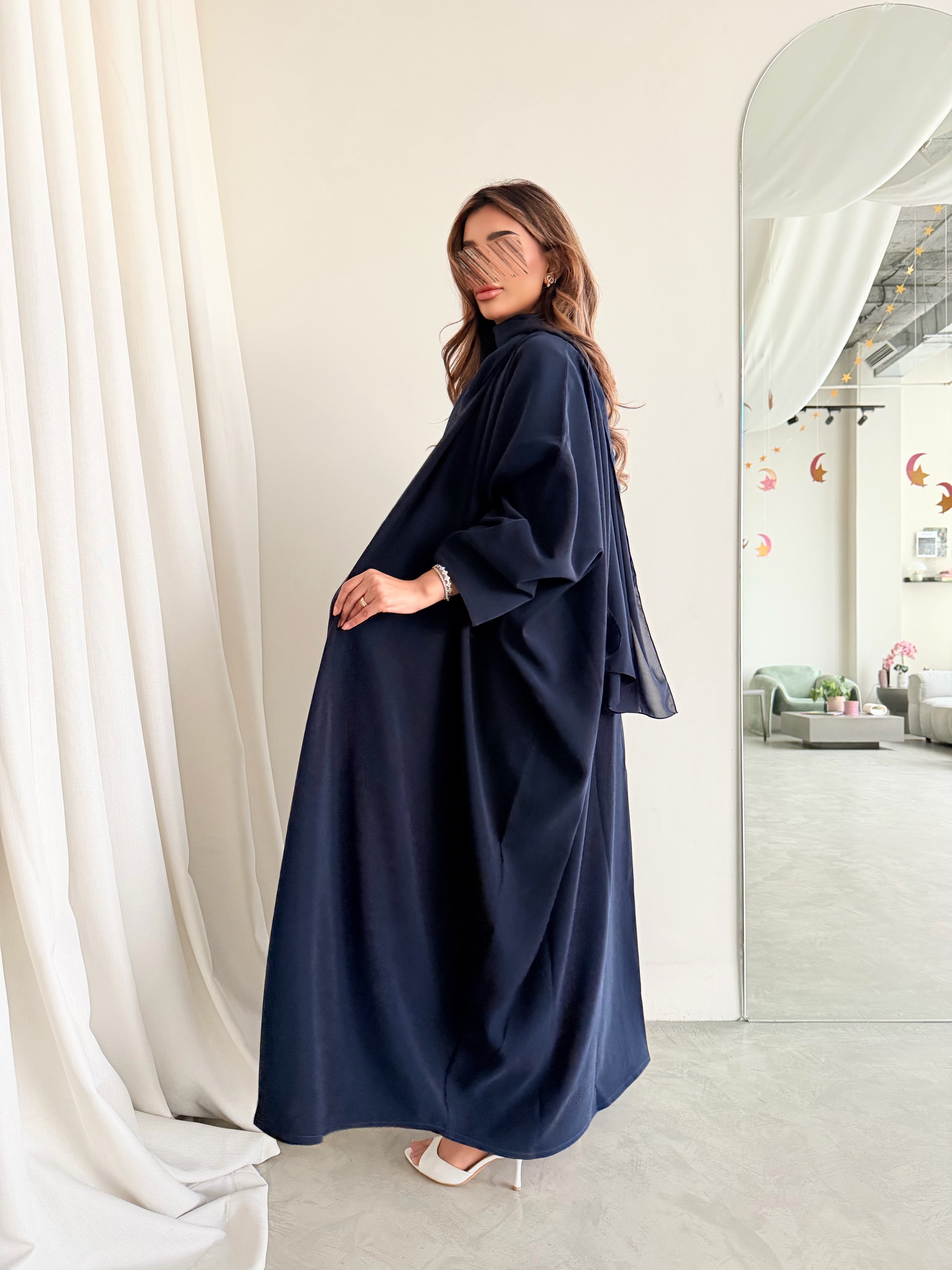 MWT5045 - قماش كحلي كريب قصه نص بشت - Aya