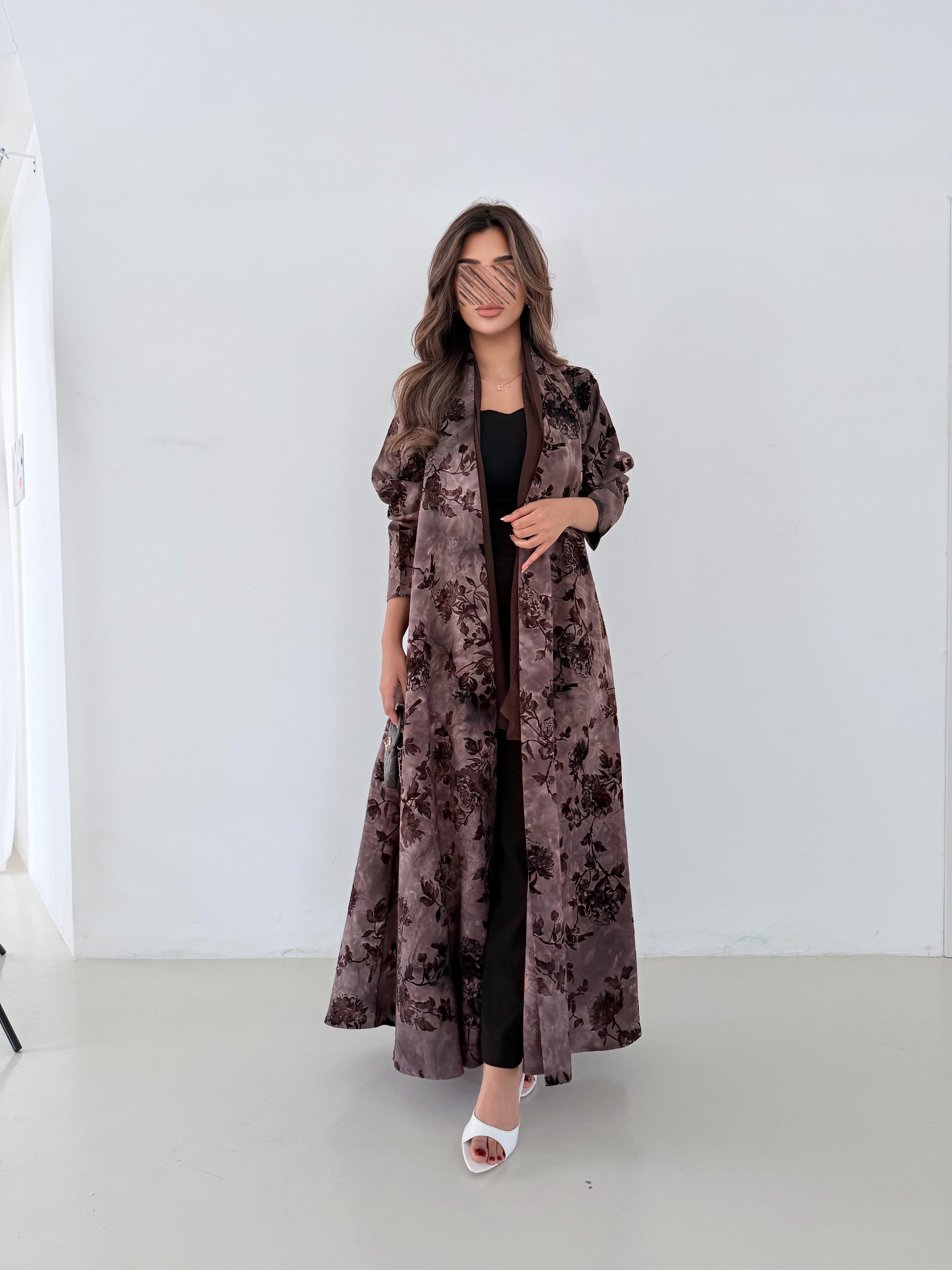 MWT5006 - عبايه بني طباعة كريب قصة نص كلوش - Aya