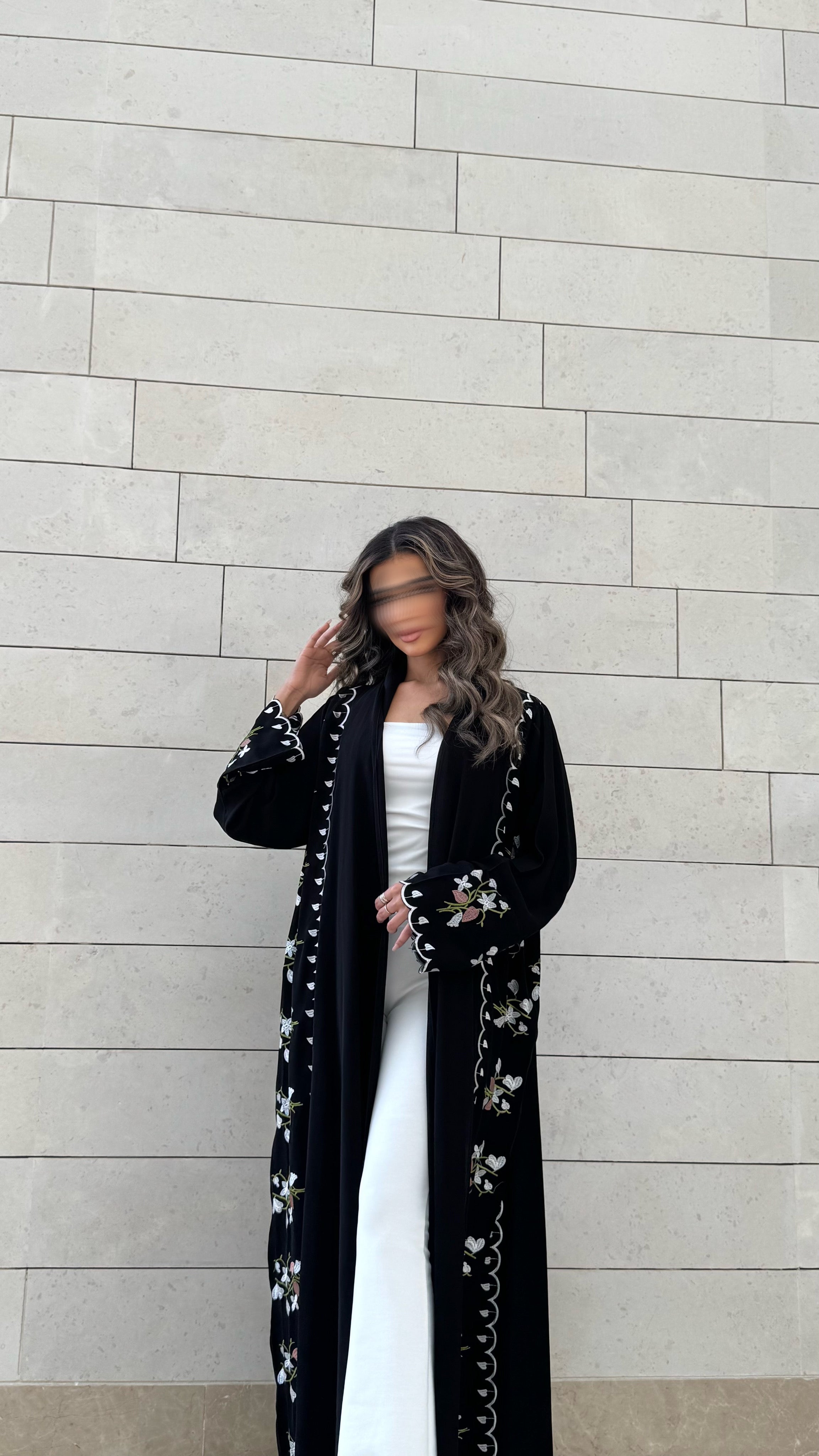 MW645 - Light Crepe Standing with Jacquard Half-Cloche