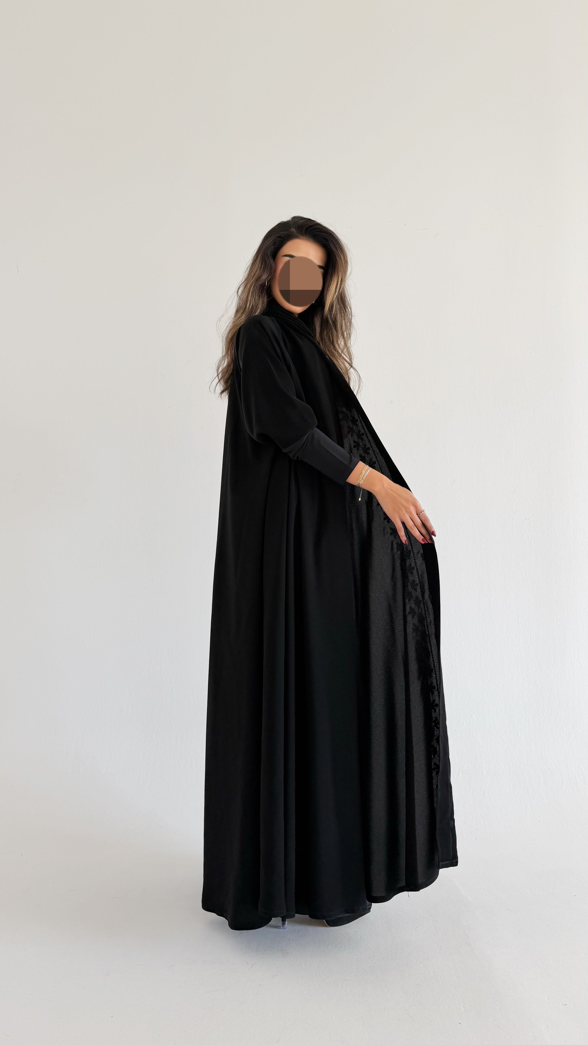 MWE907 - عباية انترنت ملكي