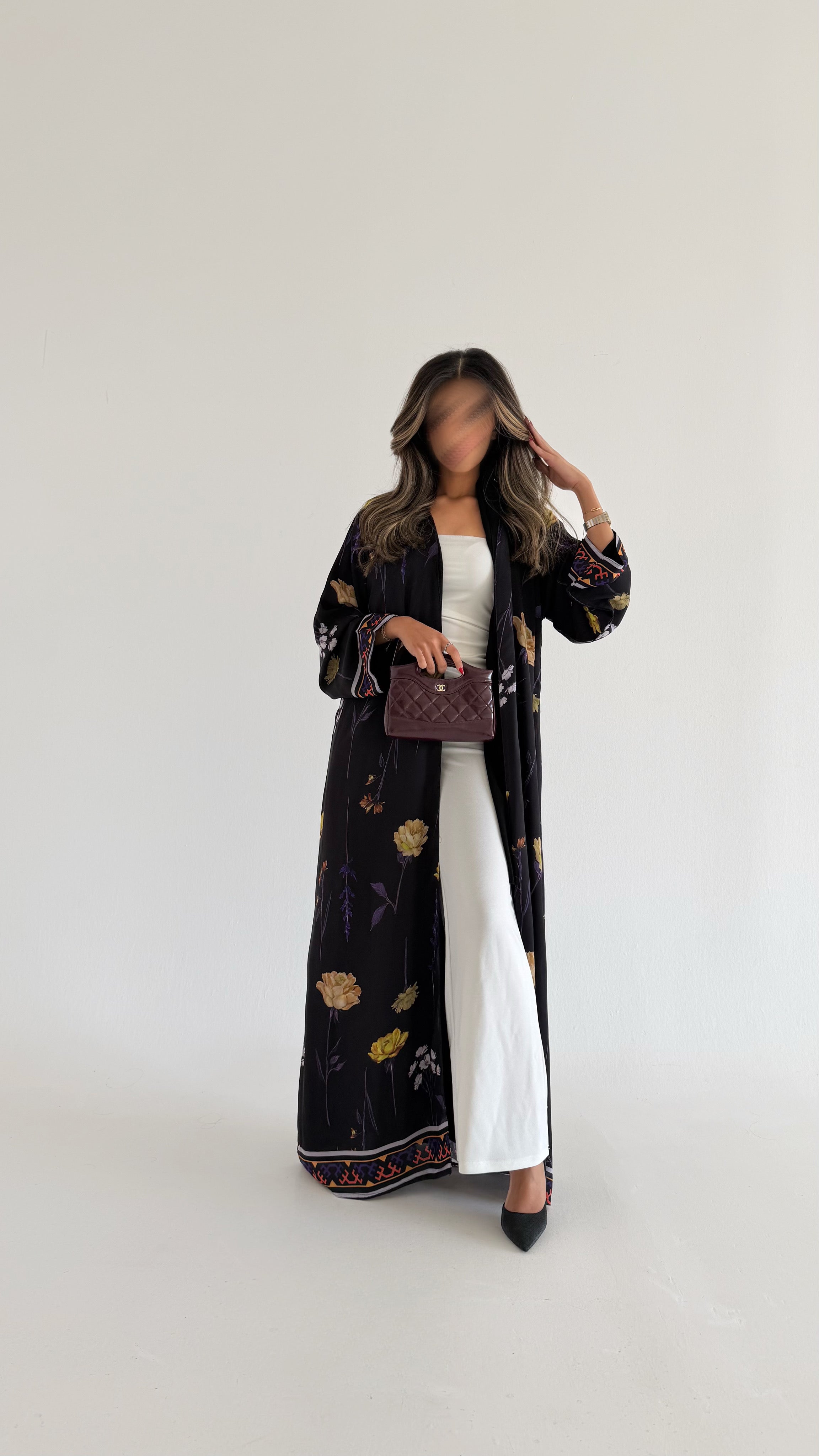 MW645 - Light Crepe Standing with Jacquard Half-Cloche