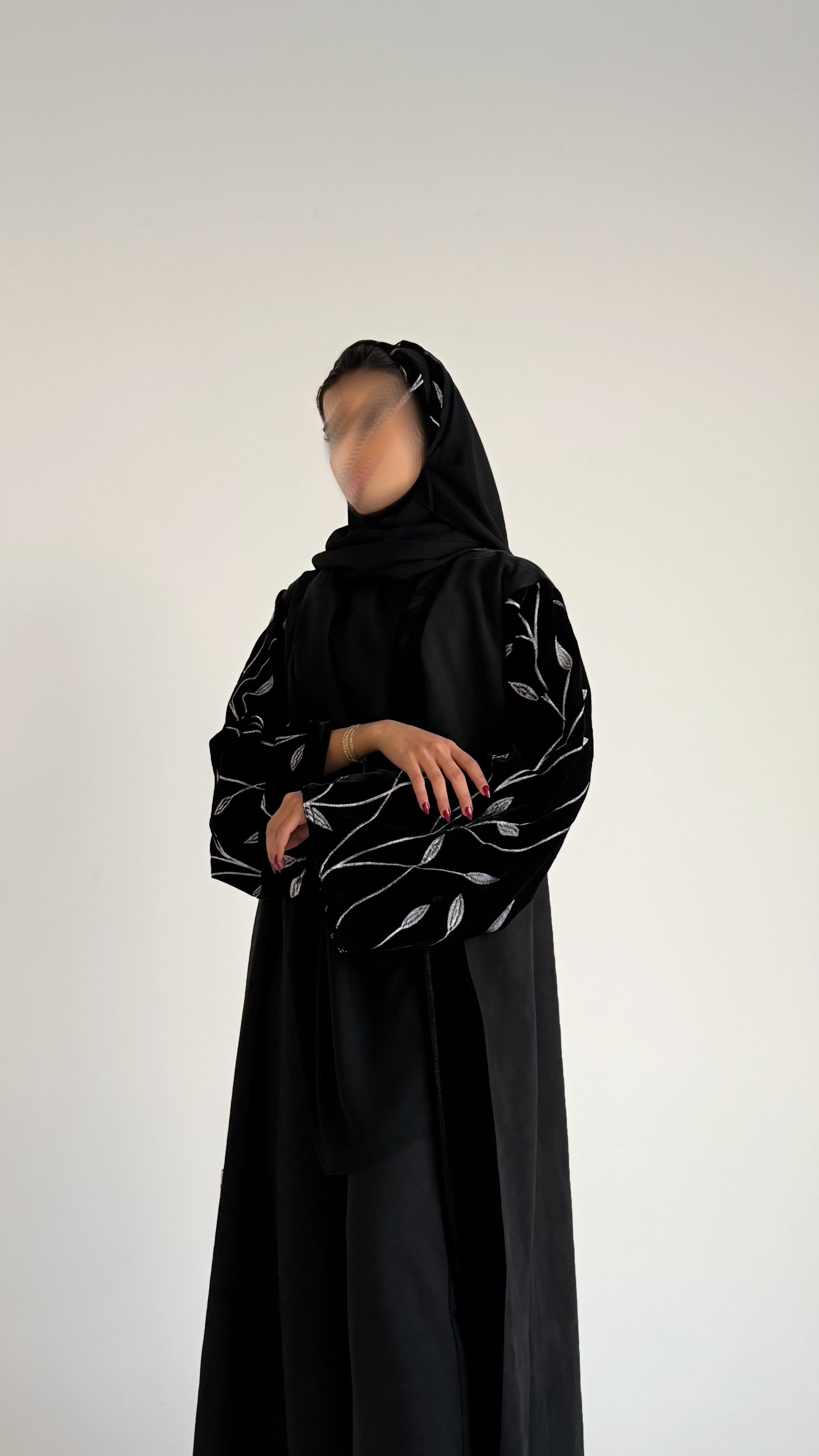 MWT628 - عباية شامواه مع مخمل - Aya