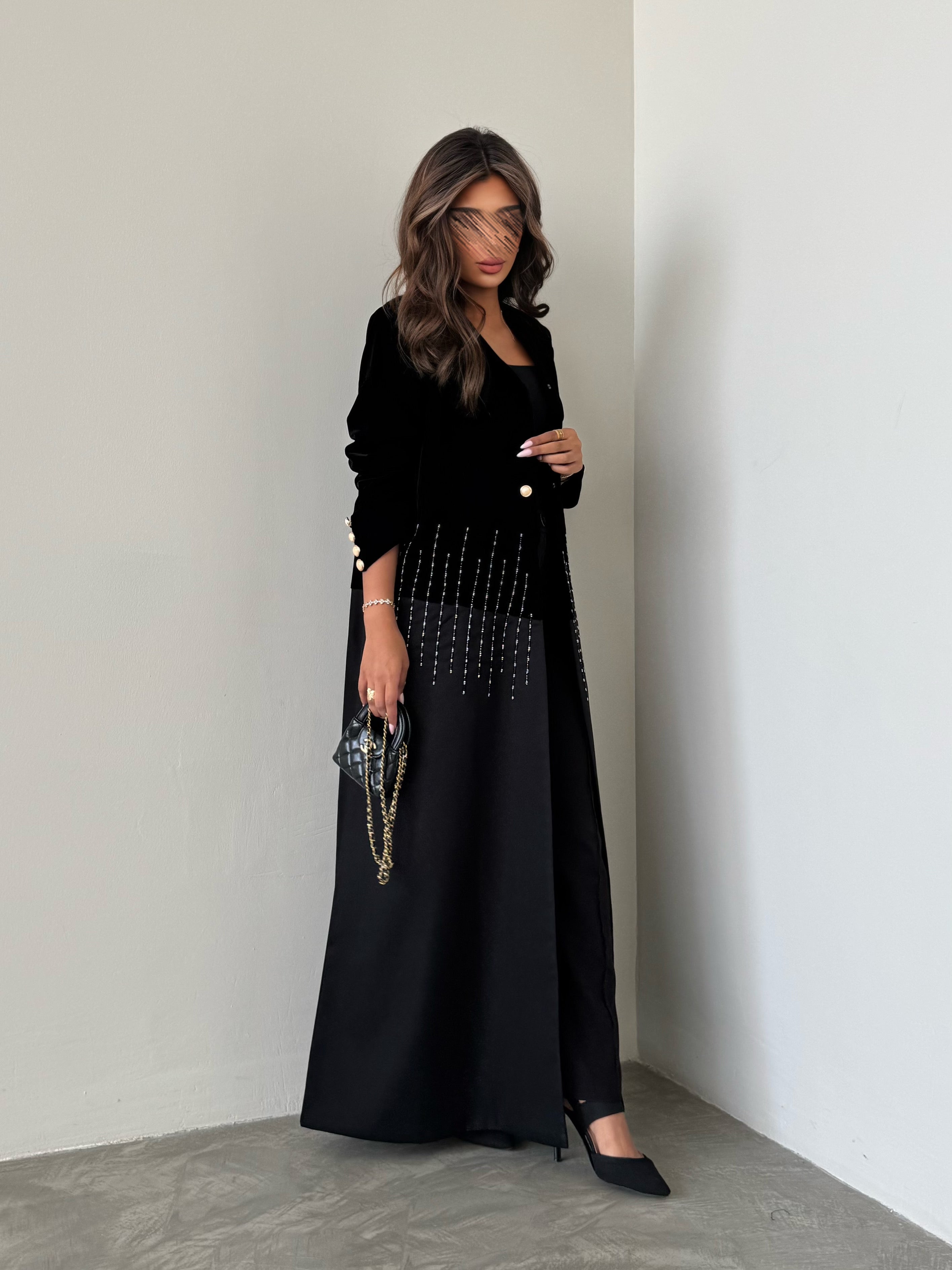 MWT558 - عباية مخمل مع تفته شك - Aya