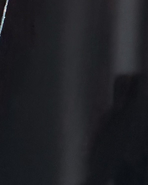 MWT793 - عباية كريب مع تدخيلة لنن مطرز - Aya