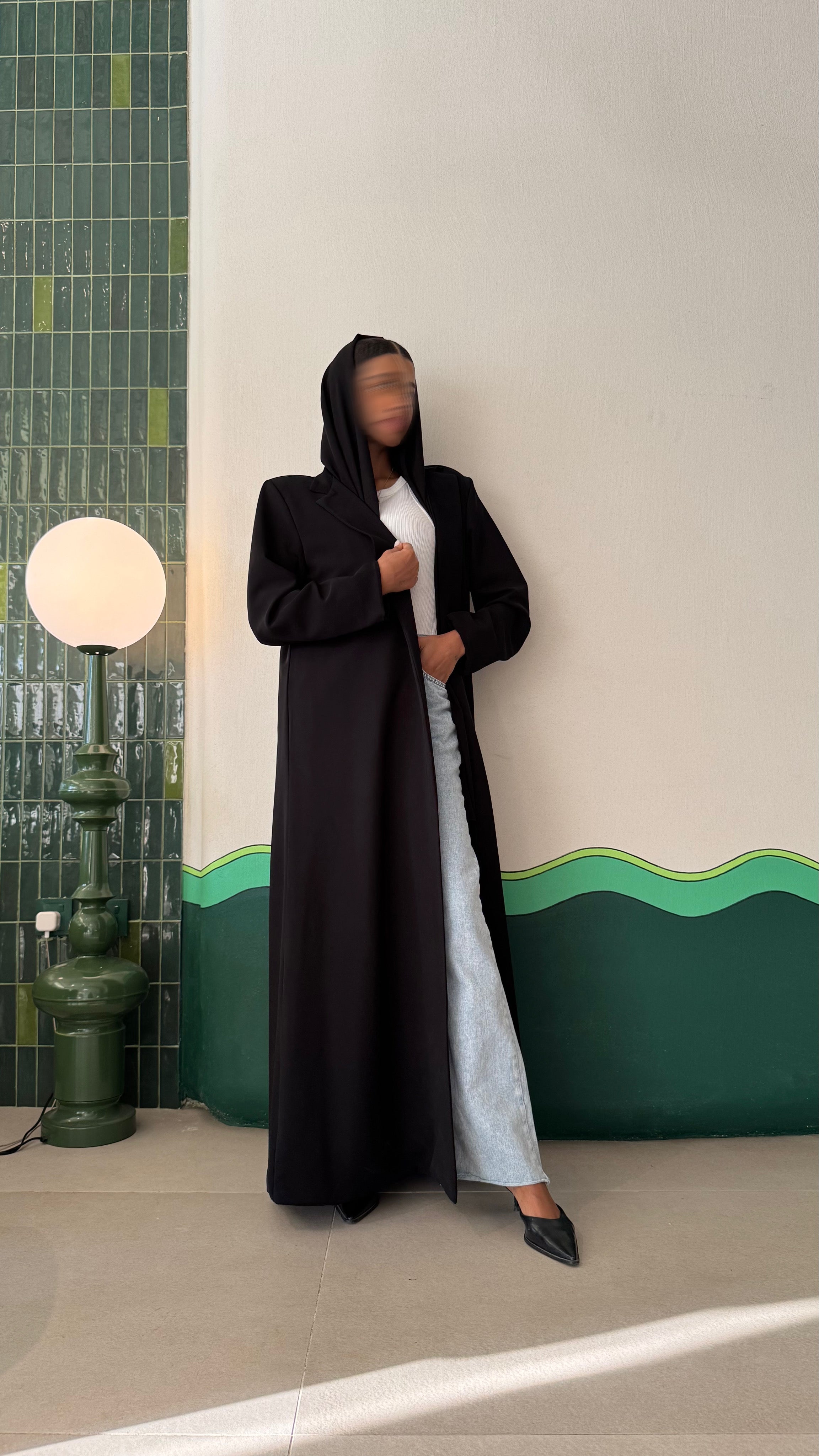 MW1685 - عباية بليزر سوداء ناعمة