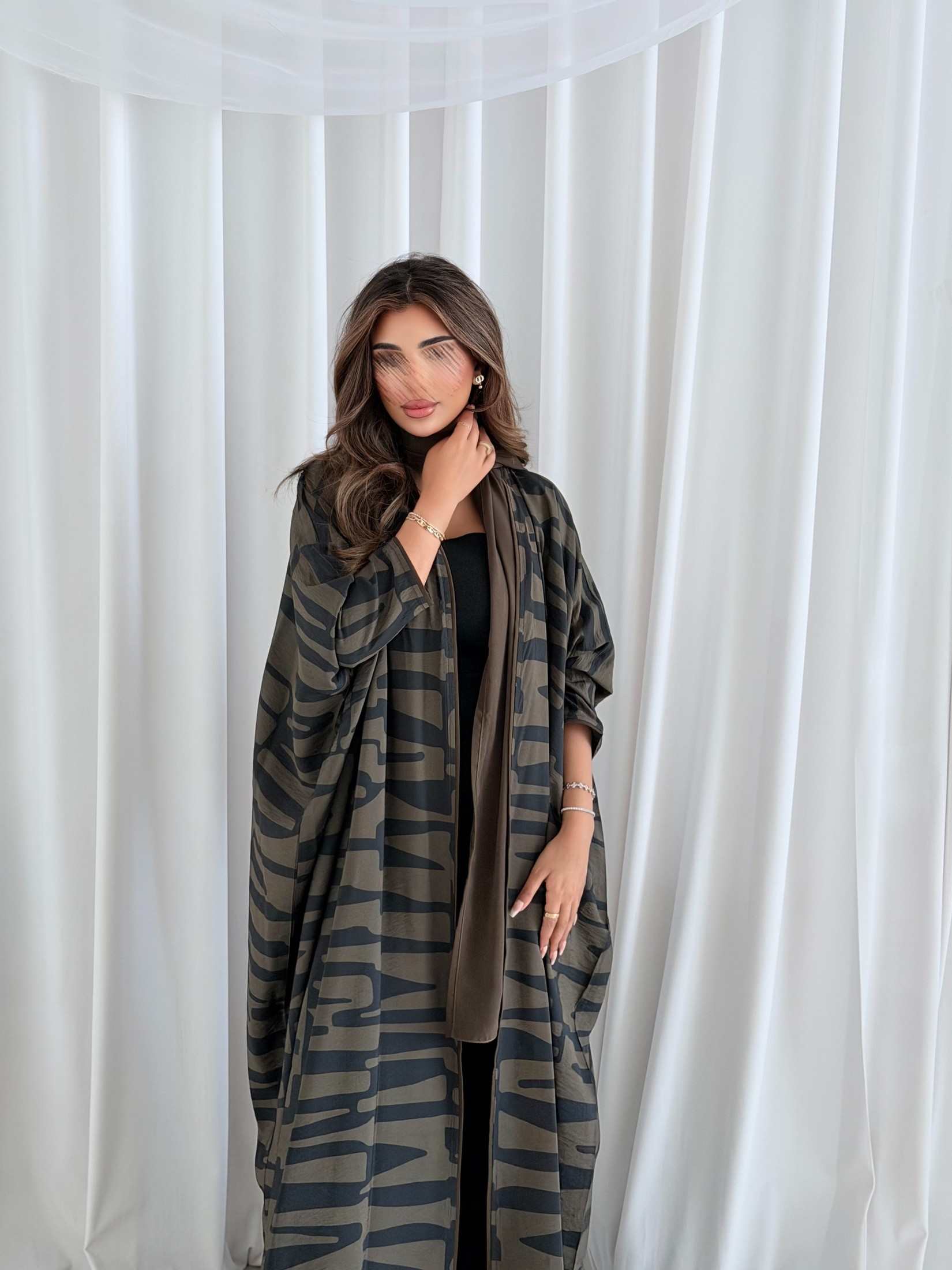 MWT2135 - عباية طباعة- Printed Abaya - Aya