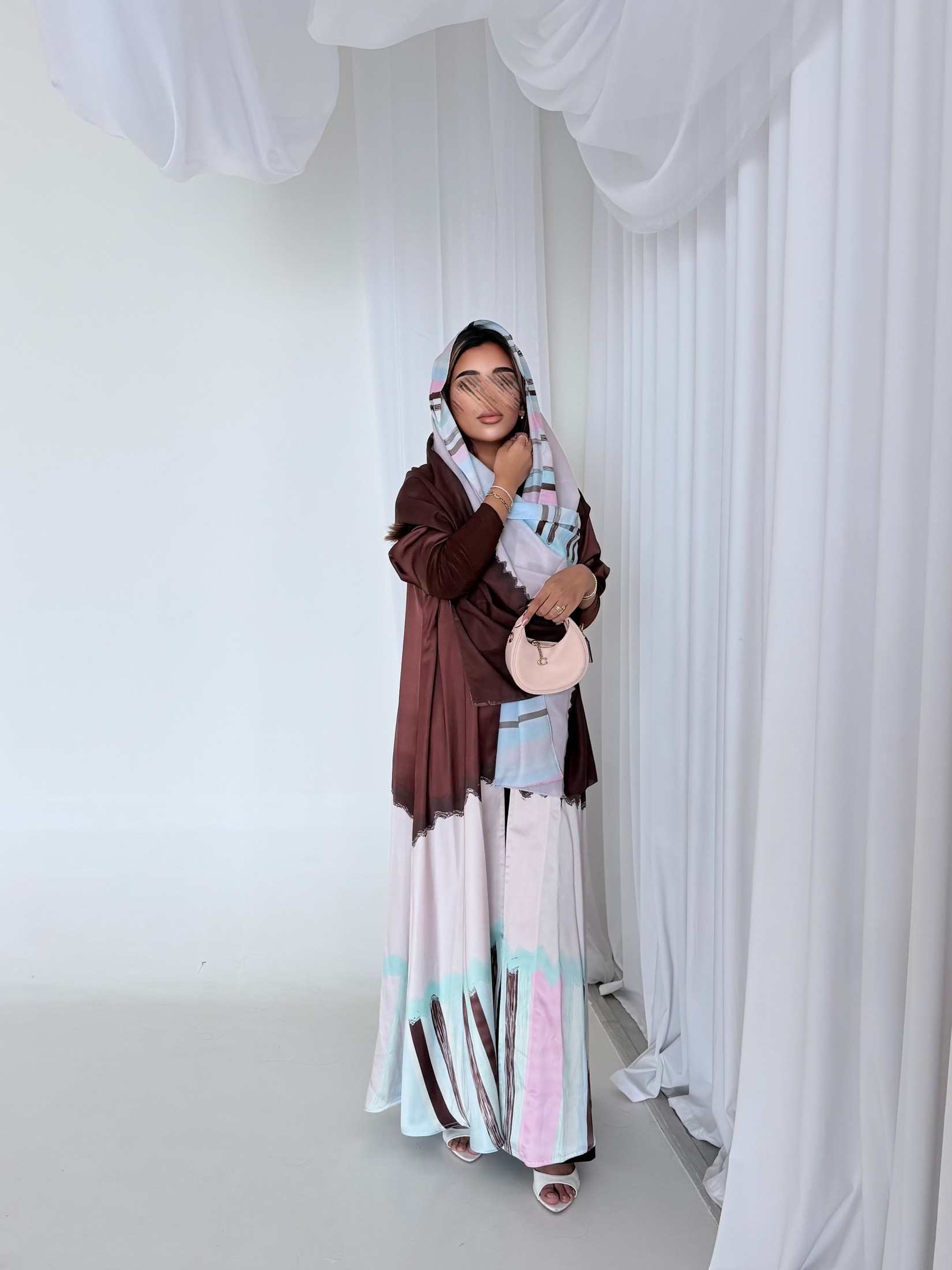 MWT5167 - عباية طباعه قماش حرير بلسد - Aya