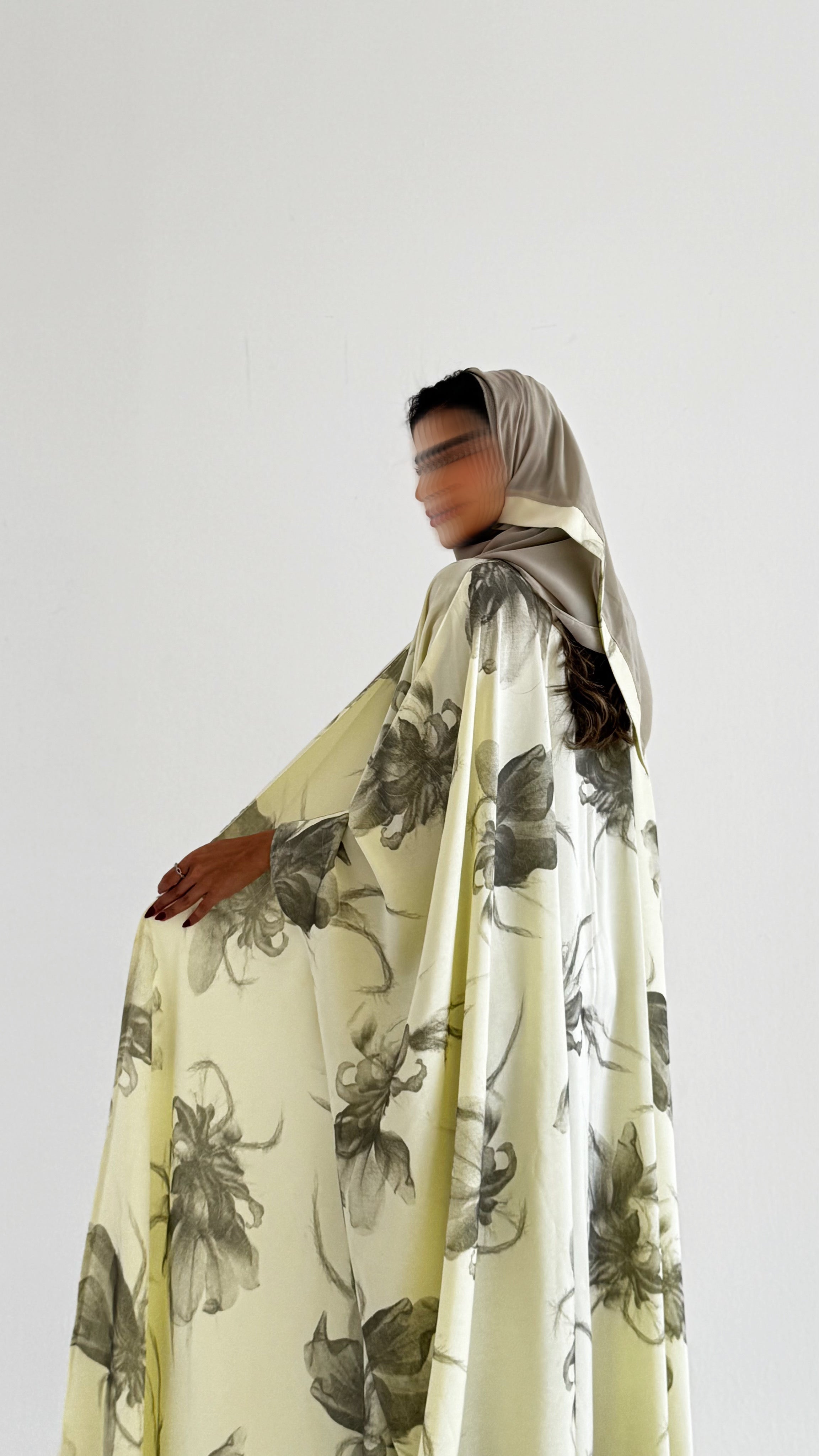 MW1728 - عباية تفتة جاكار - Aya