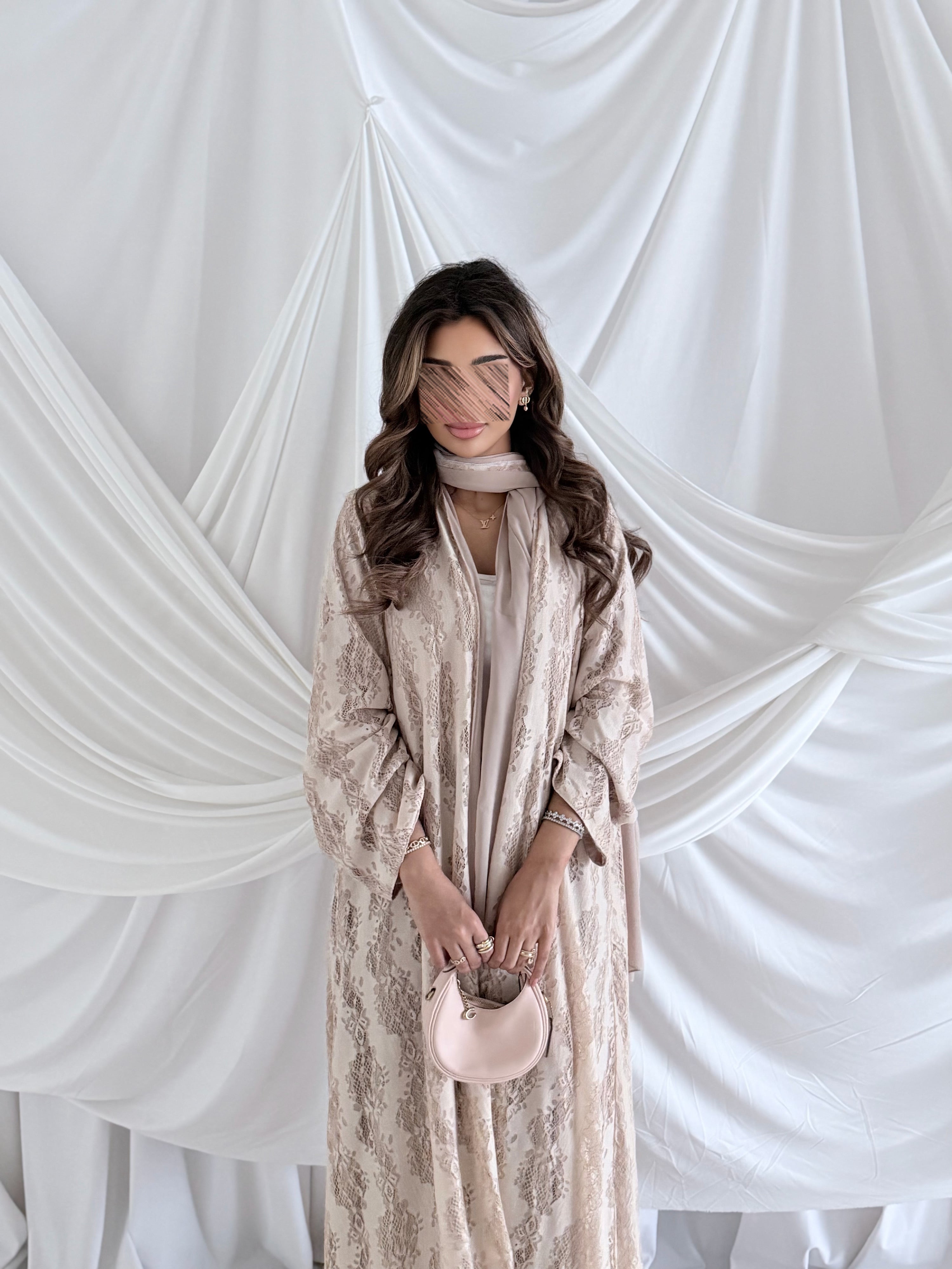 MWT5056 - قماش بيج دانتيل مبطن كامل قصة كلوش - Aya