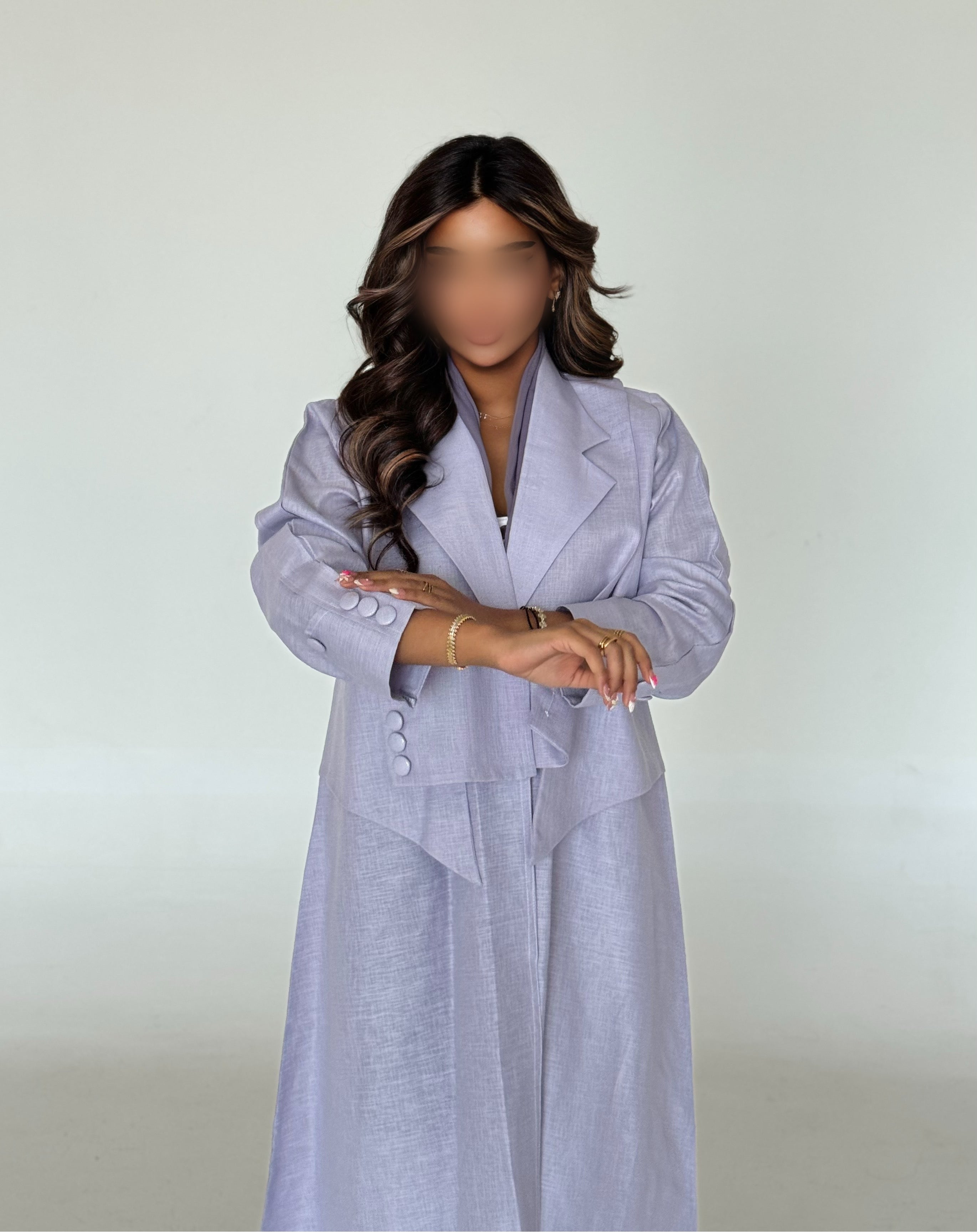 MW645 - Light Crepe Standing with Jacquard Half-Cloche