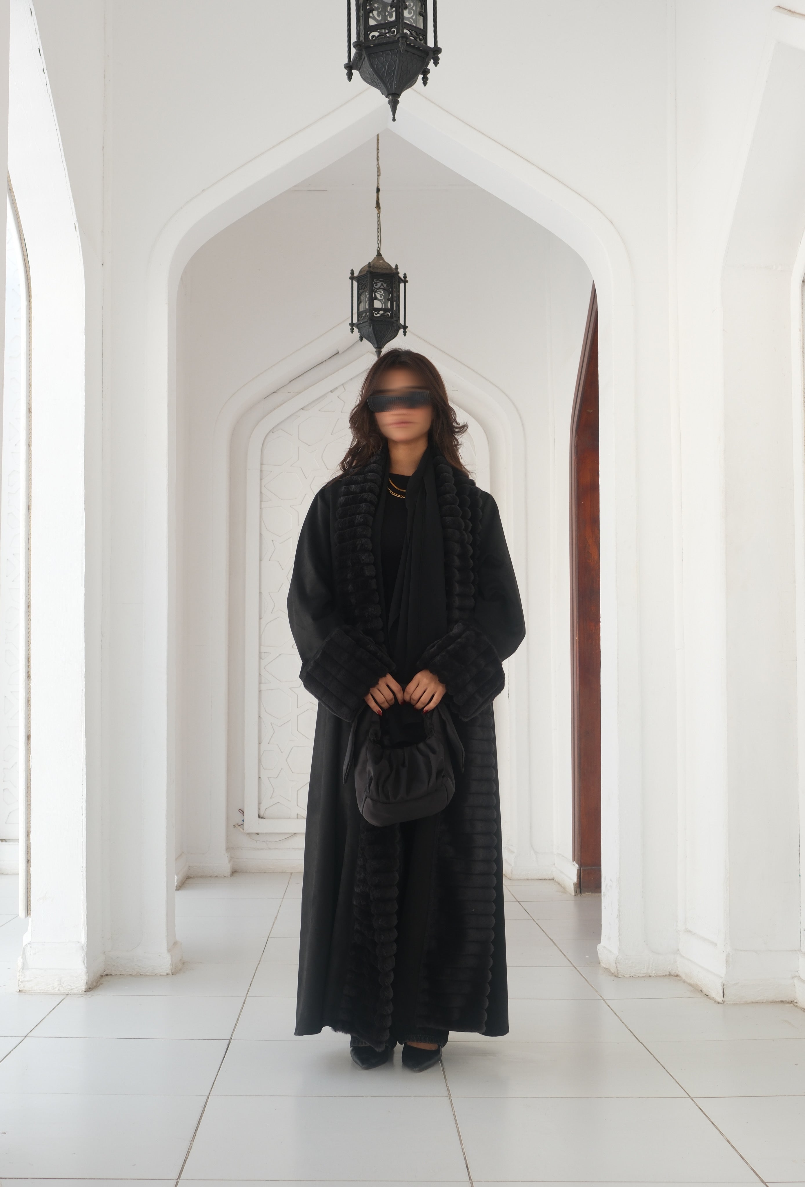 MW645 - Light Crepe Standing with Jacquard Half-Cloche