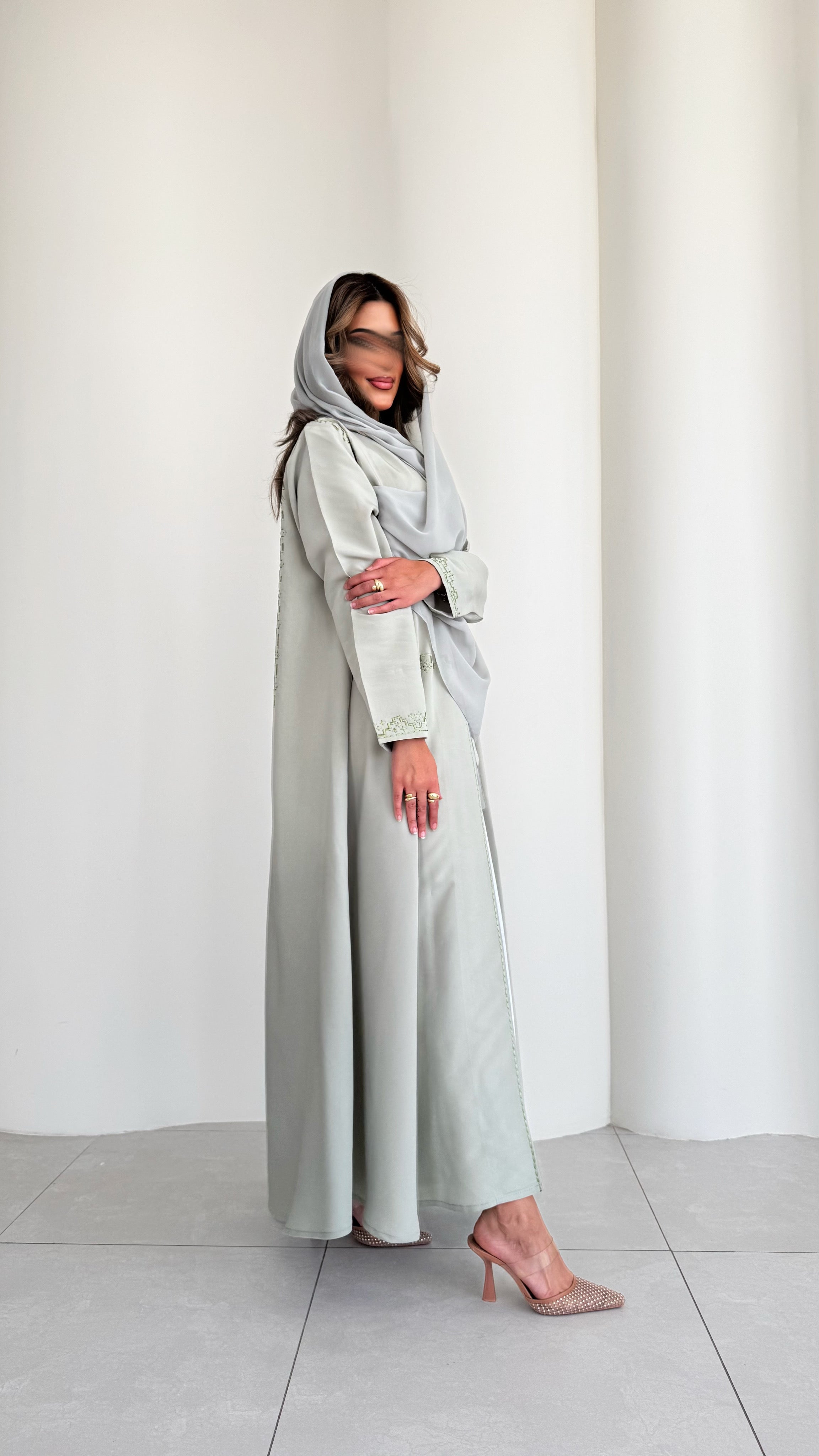 MWT346 - عباية اخضر فاتح - Aya