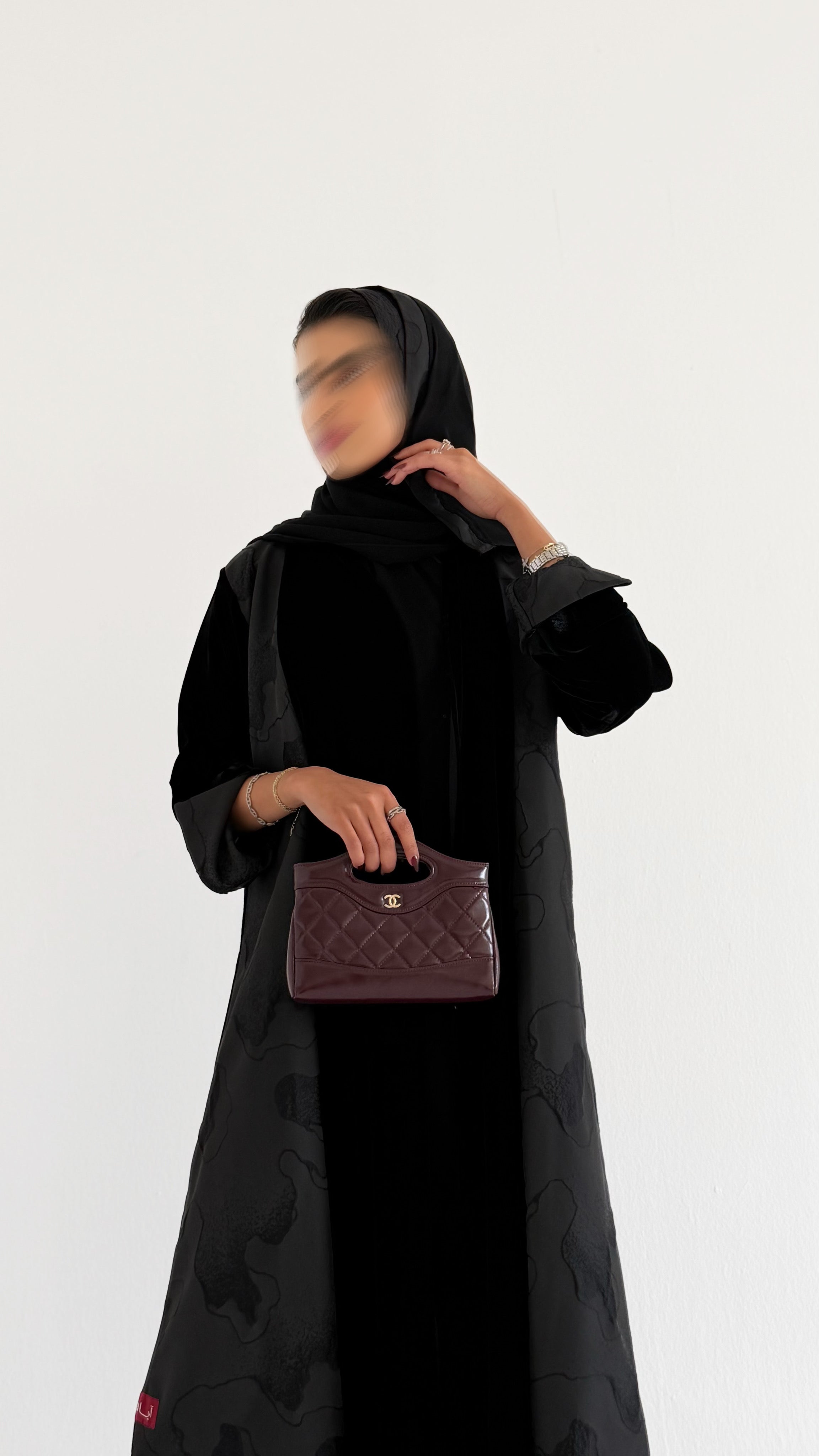 MWT587 - Velvet abaya with black jacquard | عباية مخمل مع جاكار أسود - Aya