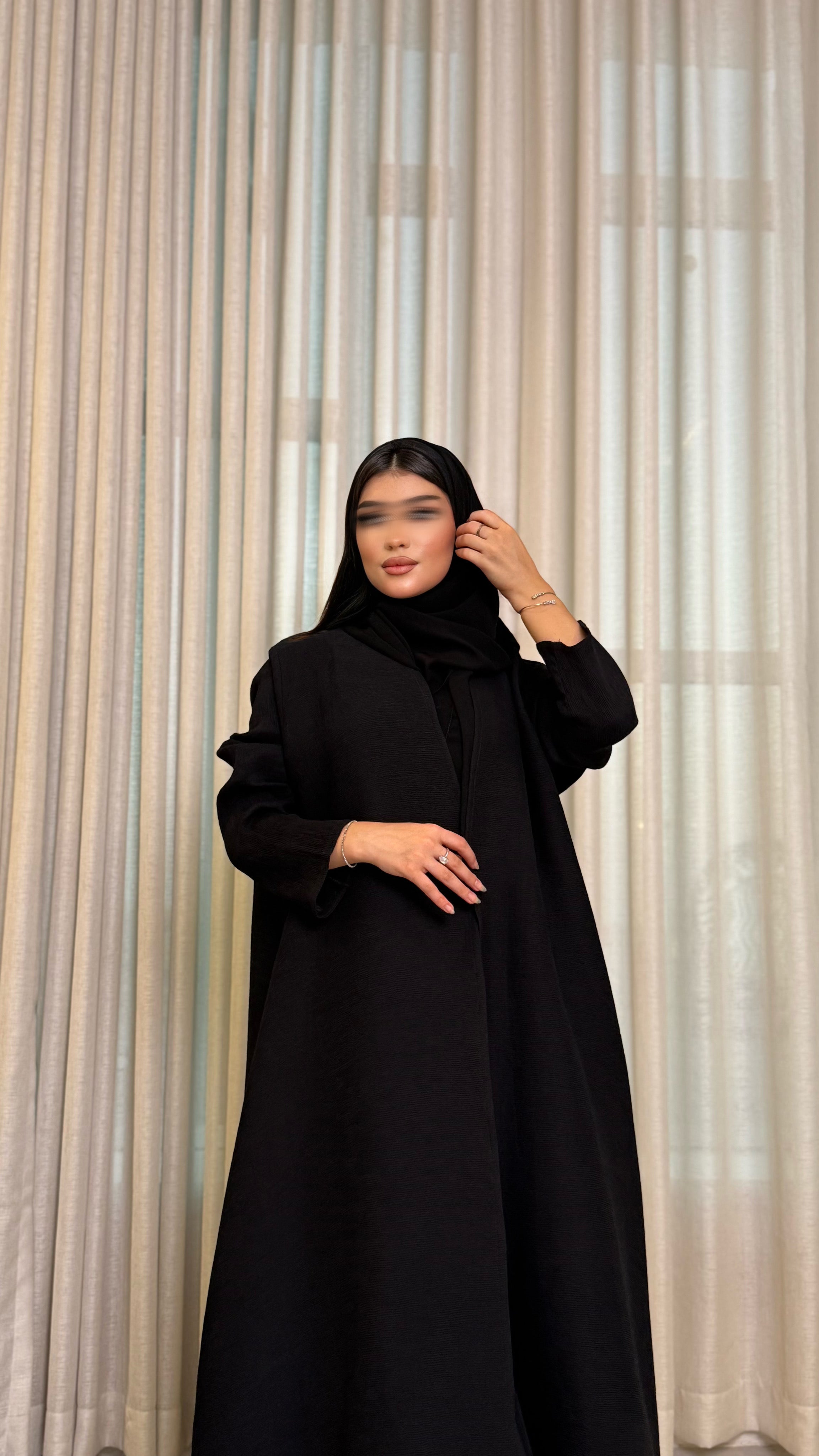 MW1554 - Summer Black | عباية صيفية بلون أسود وخطوط ناعمة - Aya