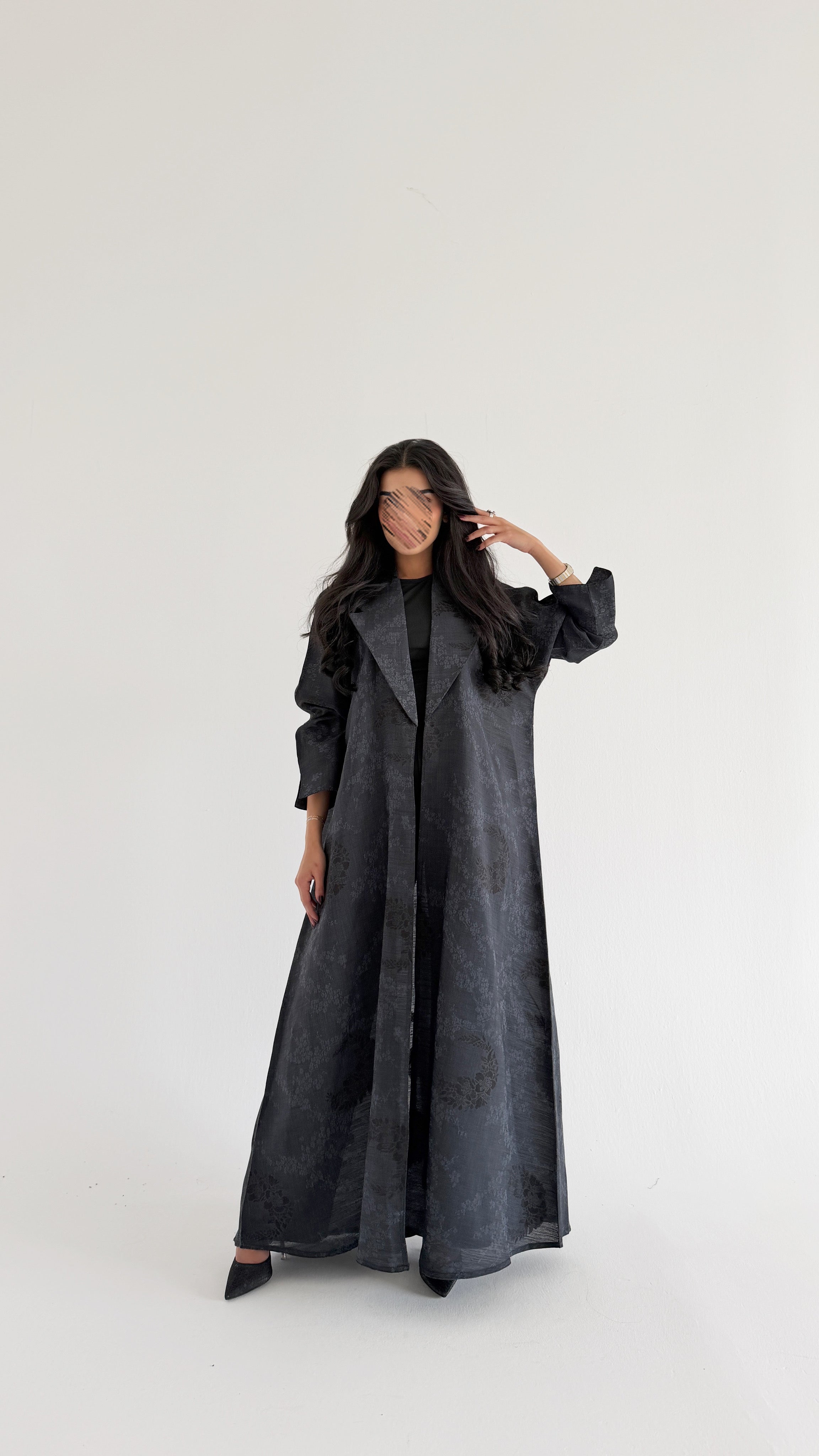 MWT1000 - عباية لنن مطرزة - Aya