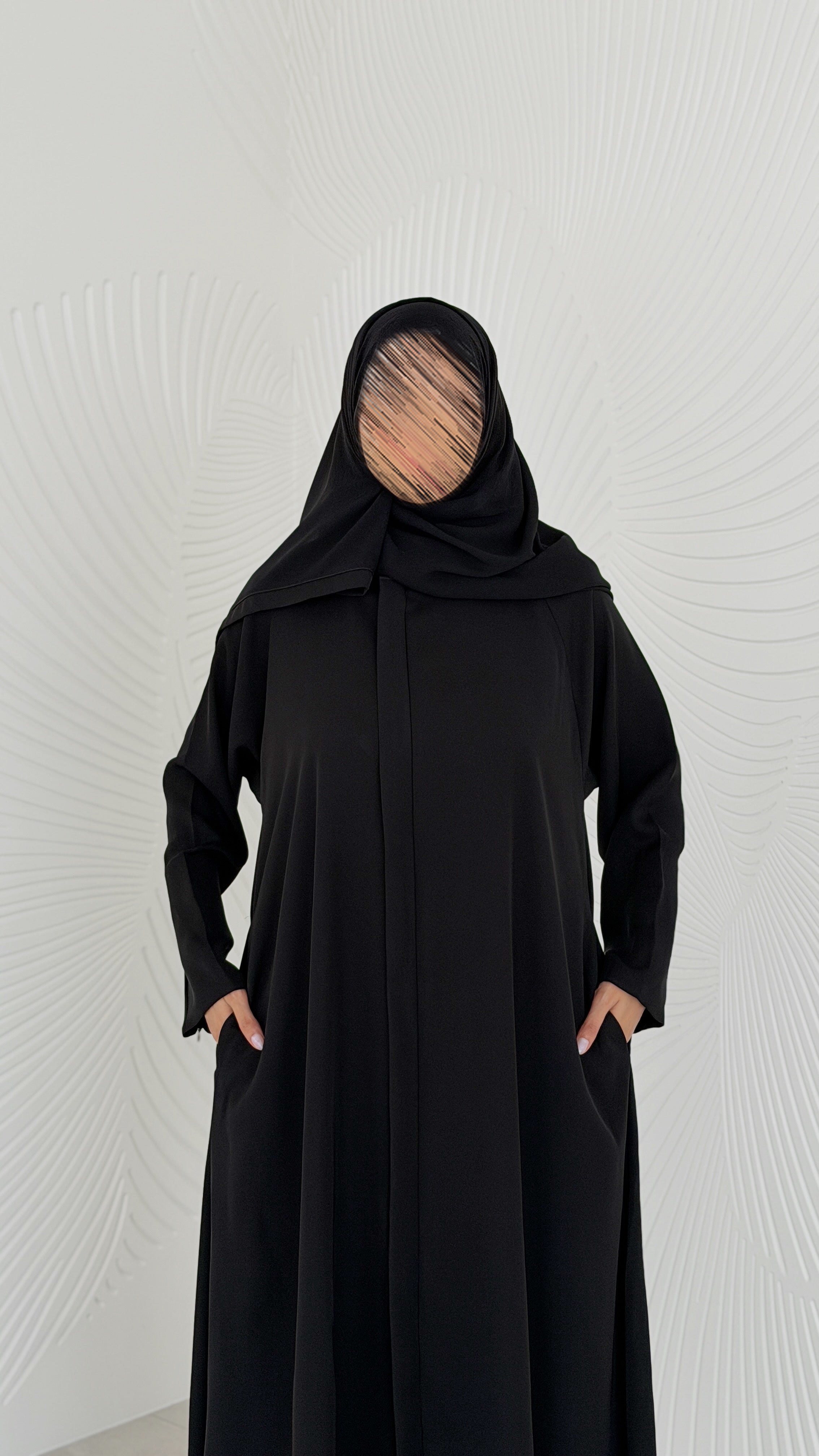 MWO001 - عباية نص كلوش بقفلة سحاب - Aya