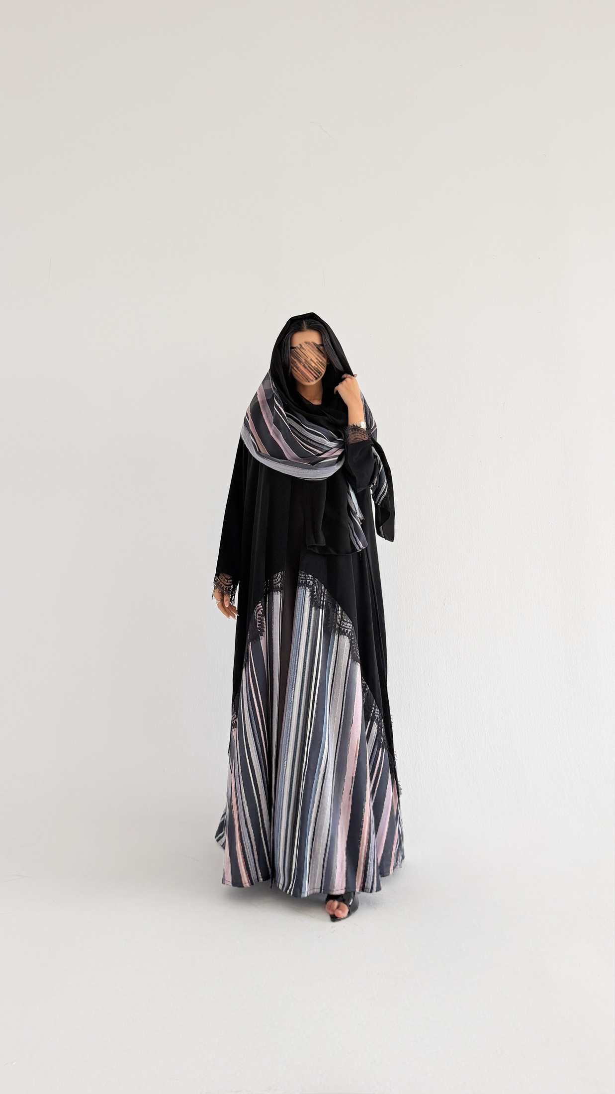 MWT1553 عباية كريب مع تدخيله طباعة - Aya