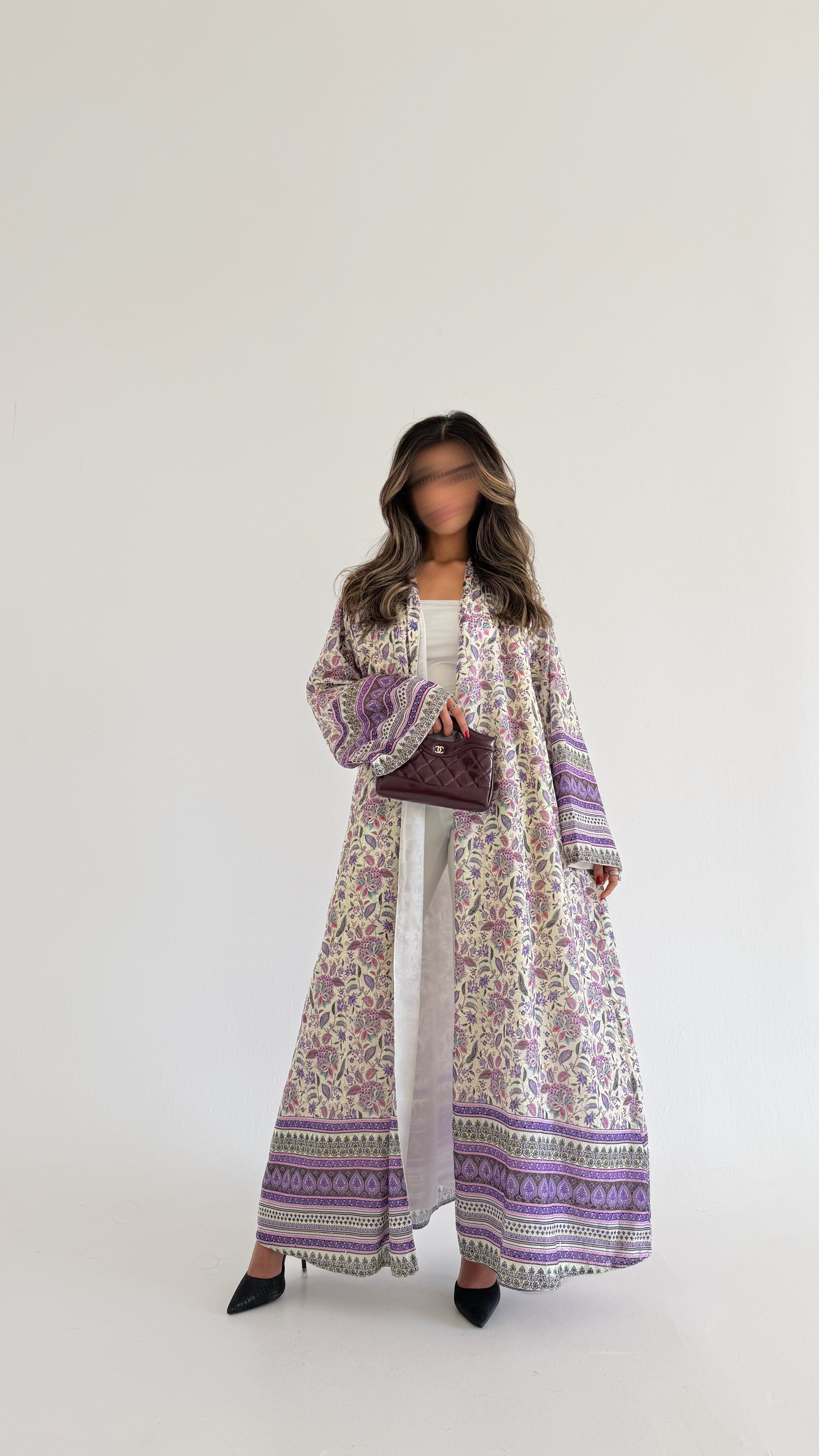 MW645 - Light Crepe Standing with Jacquard Half-Cloche