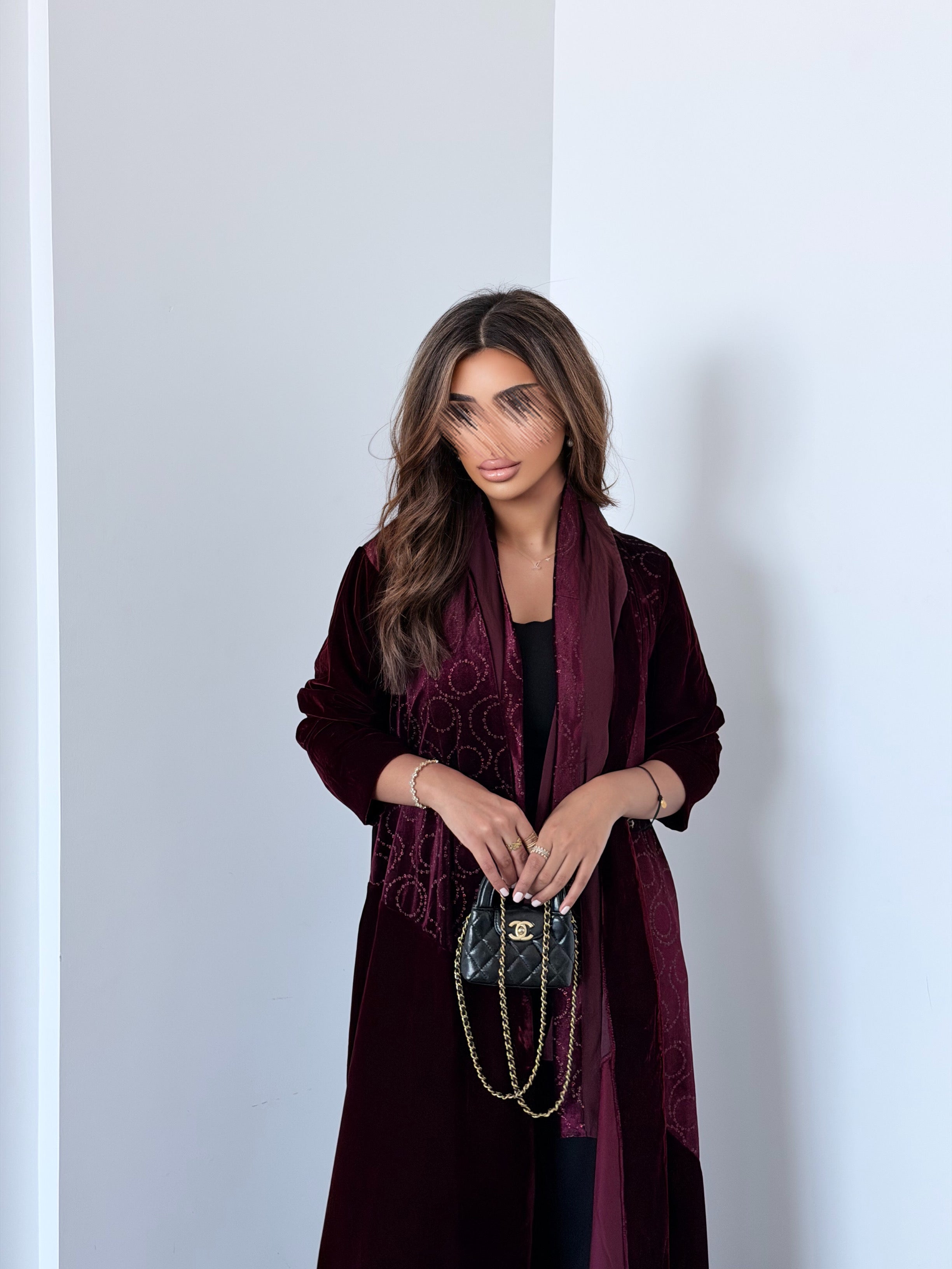 MW645 - Light Crepe Standing with Jacquard Half-Cloche