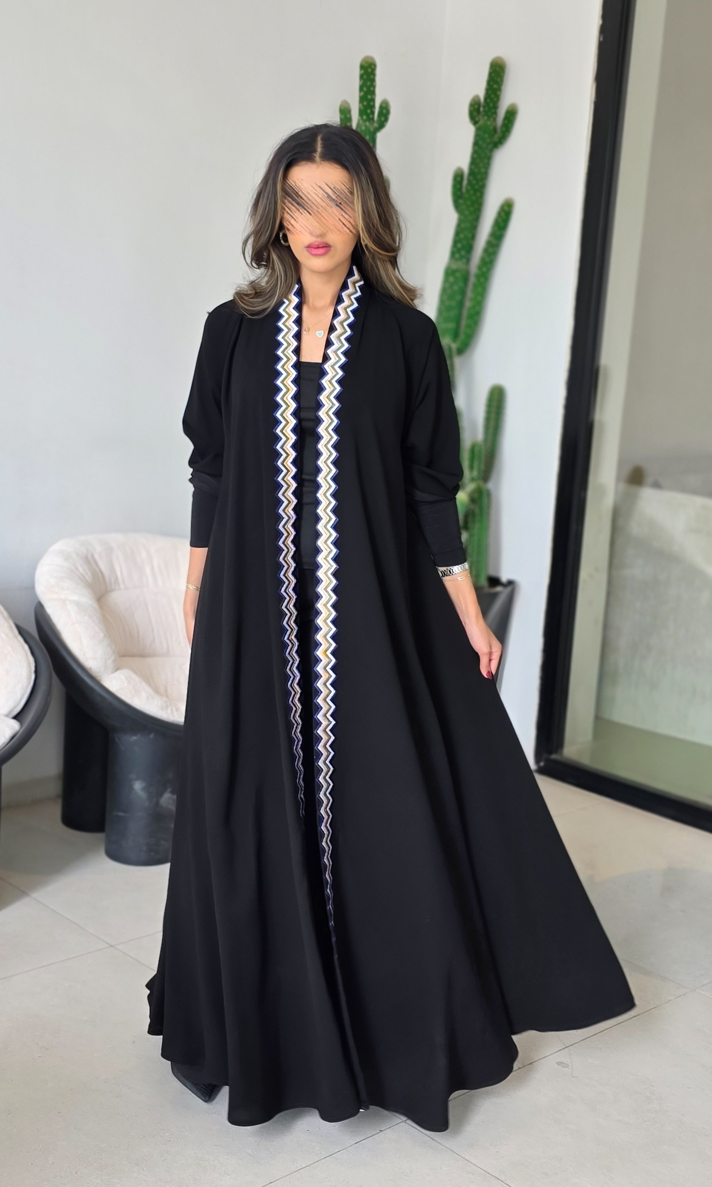 MW1738 - عباية ملكي واضافة تطريز دردوزي - Aya