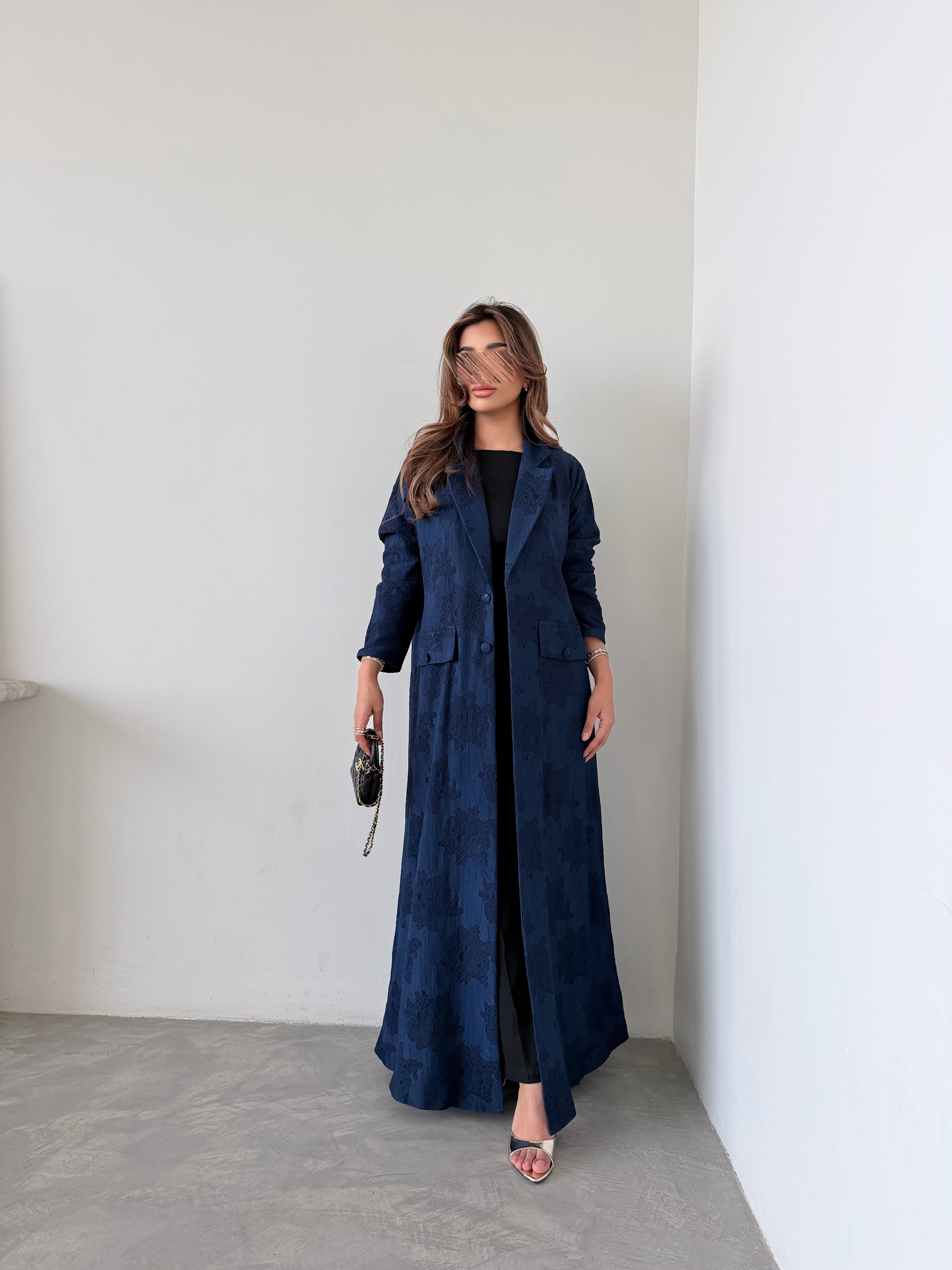 MWT5049 - بليزر كحلي – اختيار الدوام الأنيق - Aya