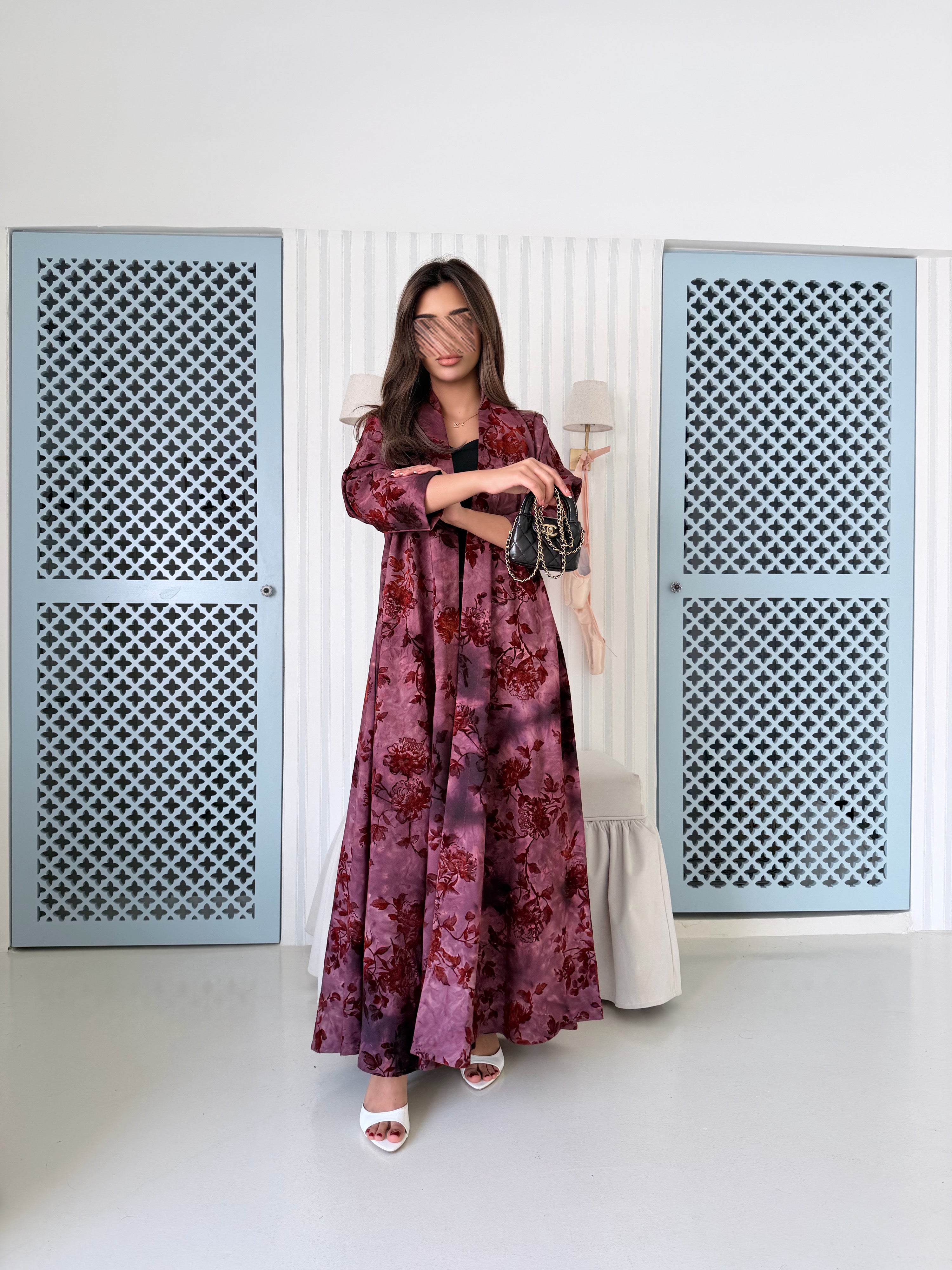 MWT5007 - عبايه عنابي طباعة كريب قصة نص كلوش - Aya