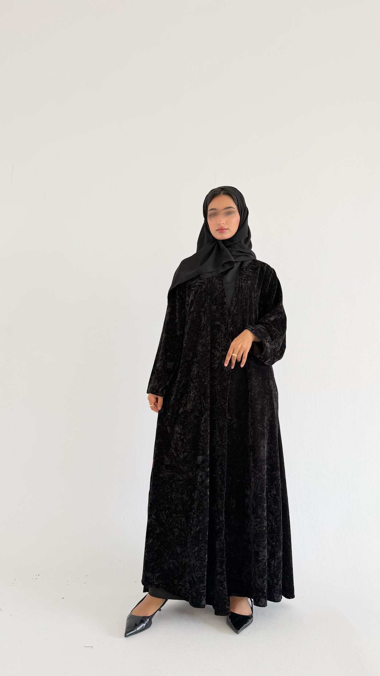 MW1769 - عباية مخمل مشجرة - Aya