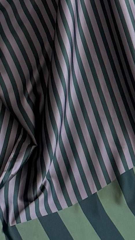 MWT1210 - عباية مخطط |striped abaya - Aya