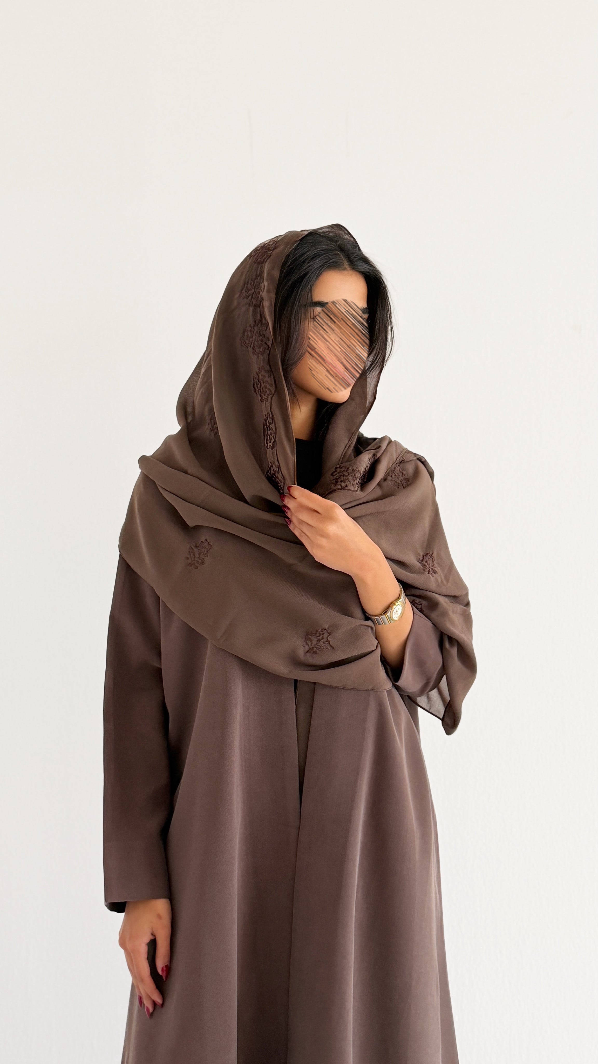 MWT1030 - عباية مع طرحة تطريز - Aya