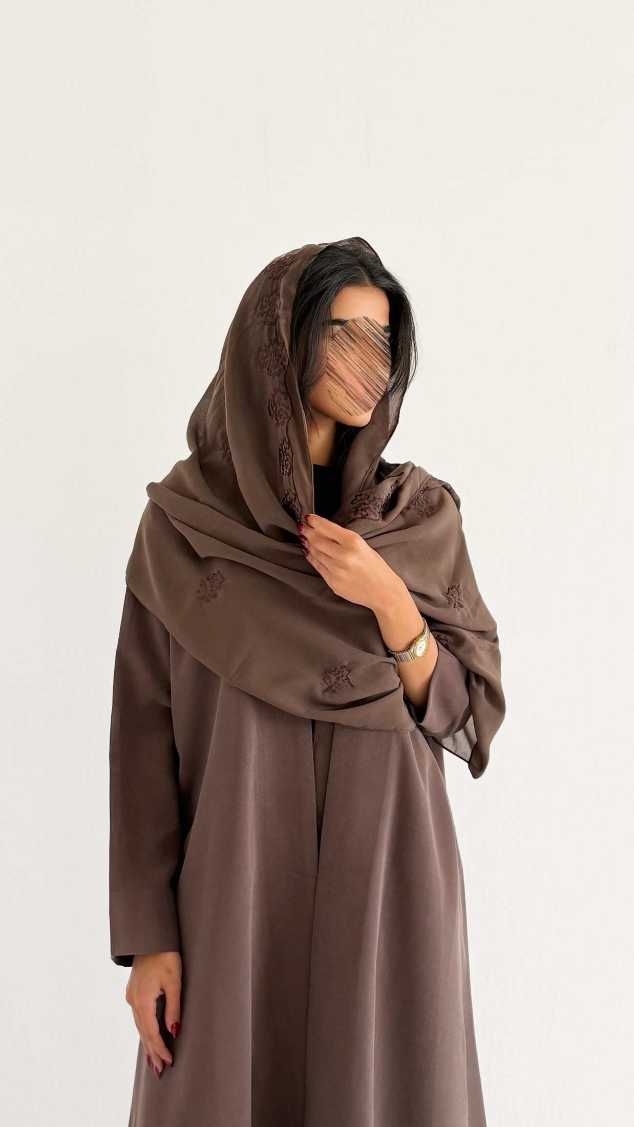 MWT1030 - عباية مع طرحة تطريز - Aya