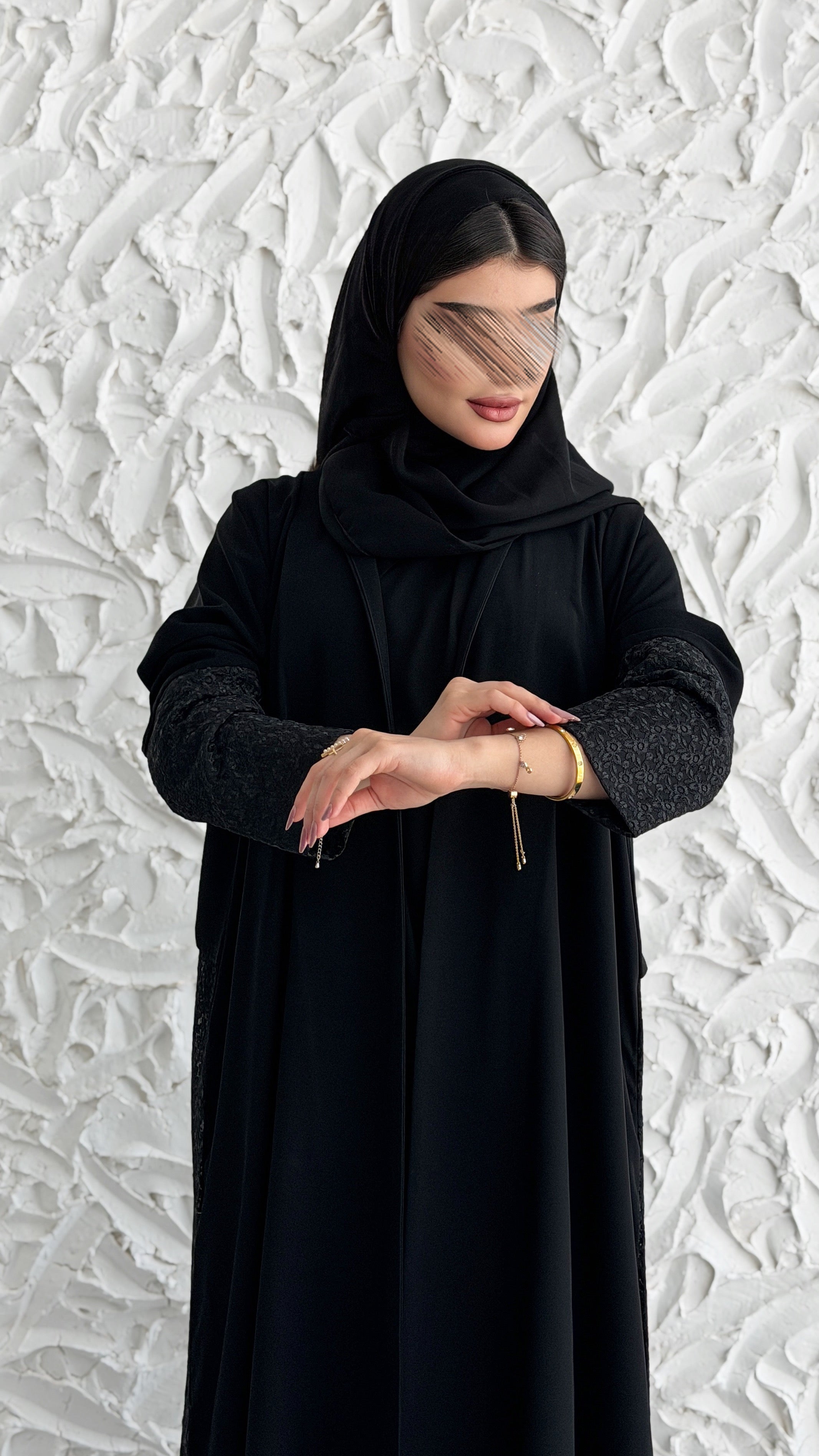 MWT5032 - قماش كريب اسود مع قماش اسود شيفون ورد قصة كلوش - Aya