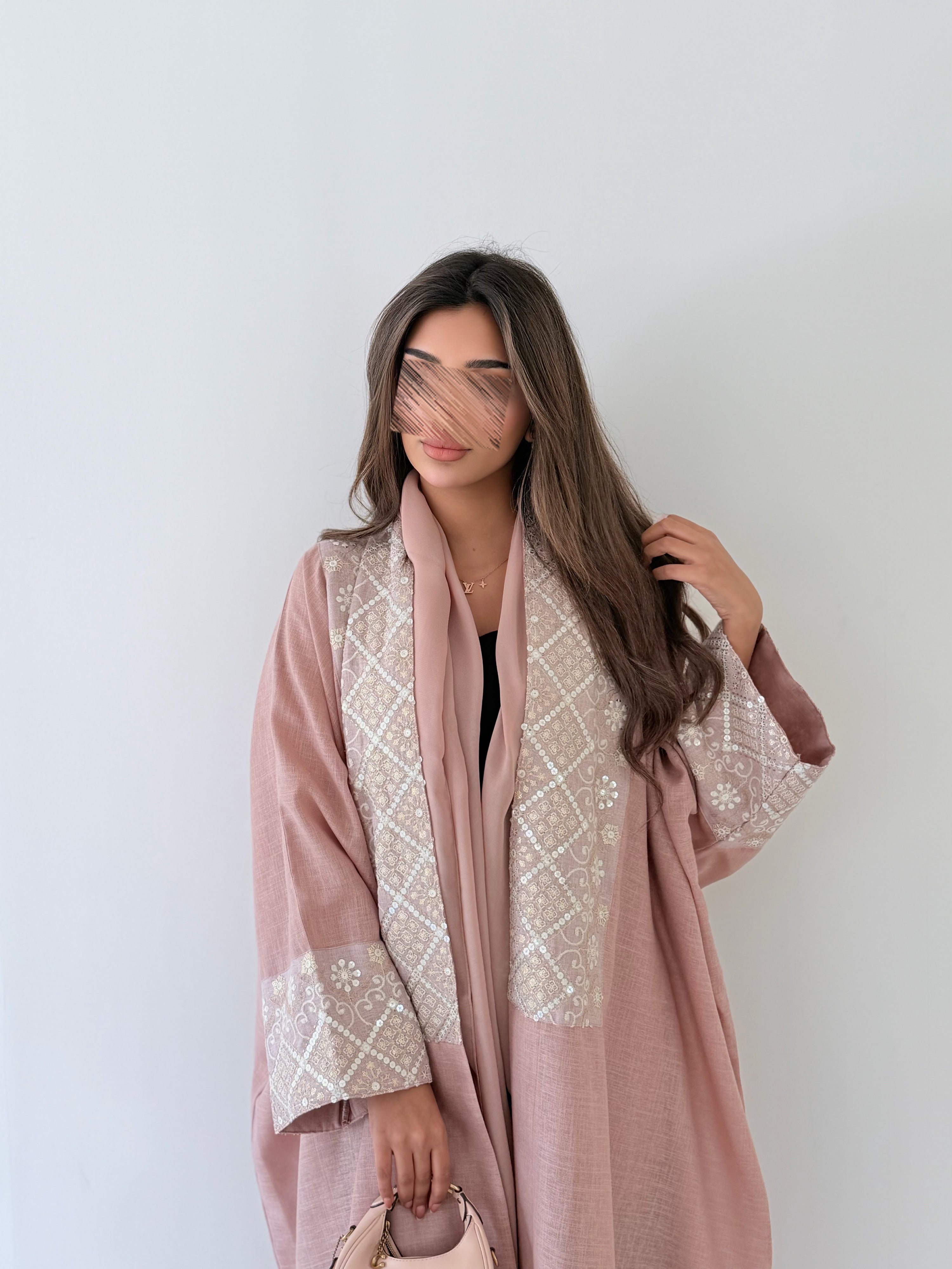 MWT5026 - لينن وردي فاتح مع قماش مطرز رمضاني قصة نص بشت - Aya