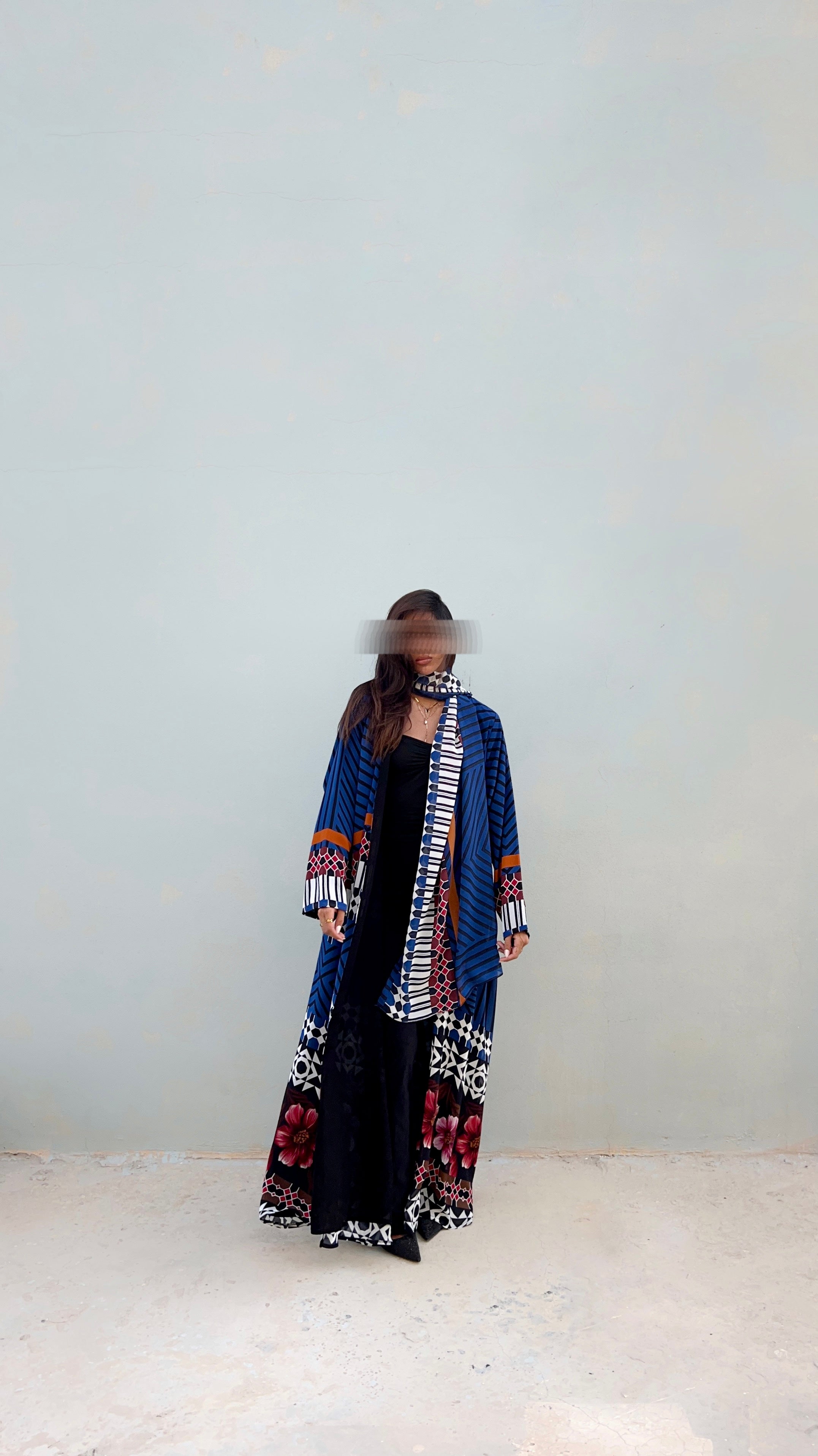 MWT457 - عبايه طباعه ازرق - Aya