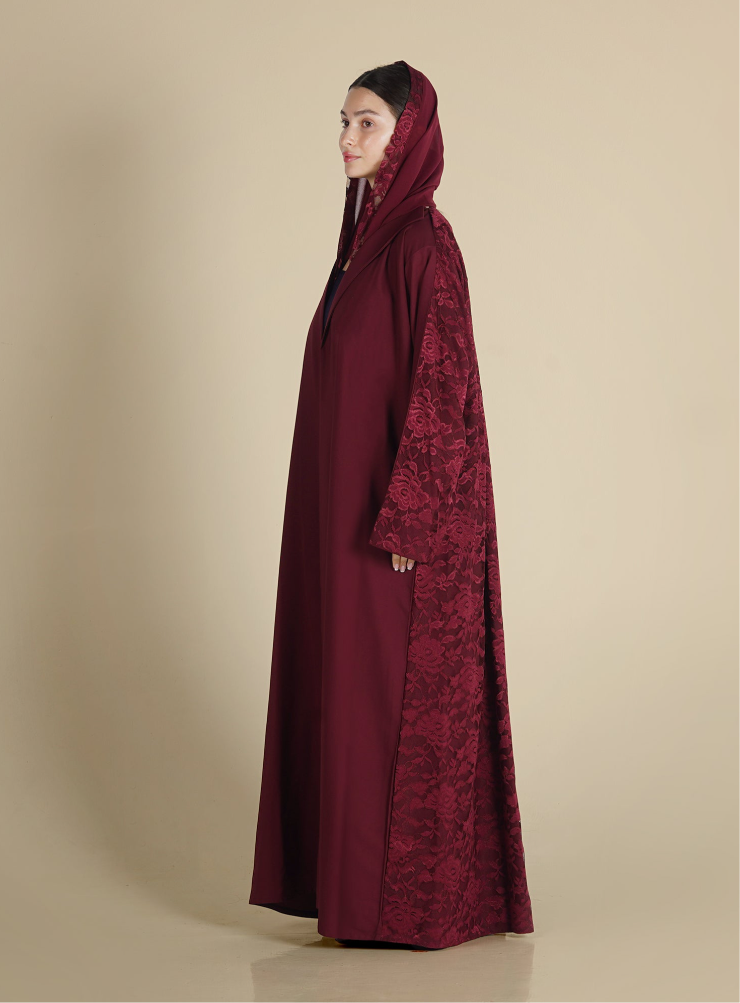 MW645 - Light Crepe Standing with Jacquard Half-Cloche