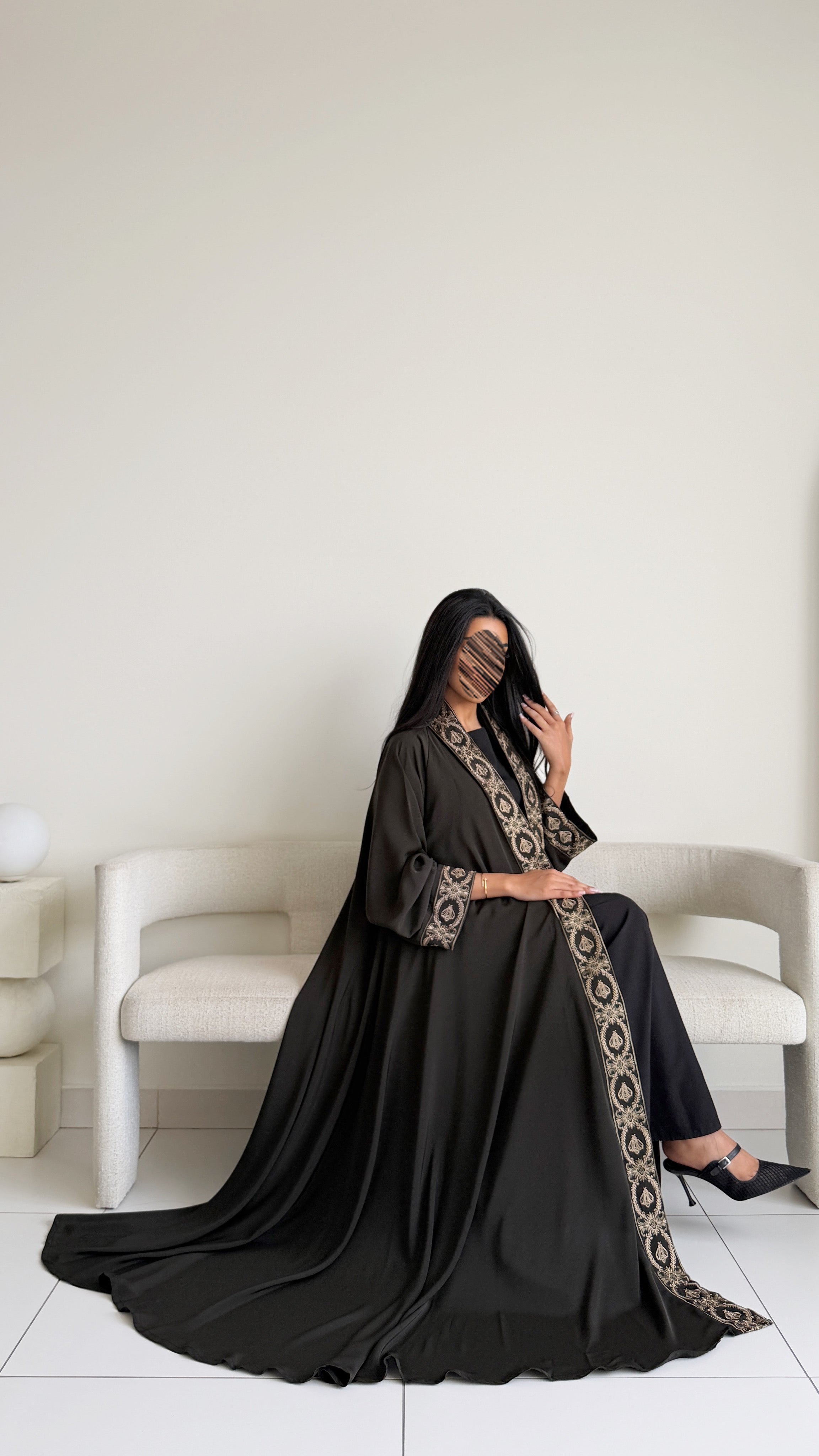 MW2138 - عبايه دبل كلوش بخامة نواعم كوري - Aya