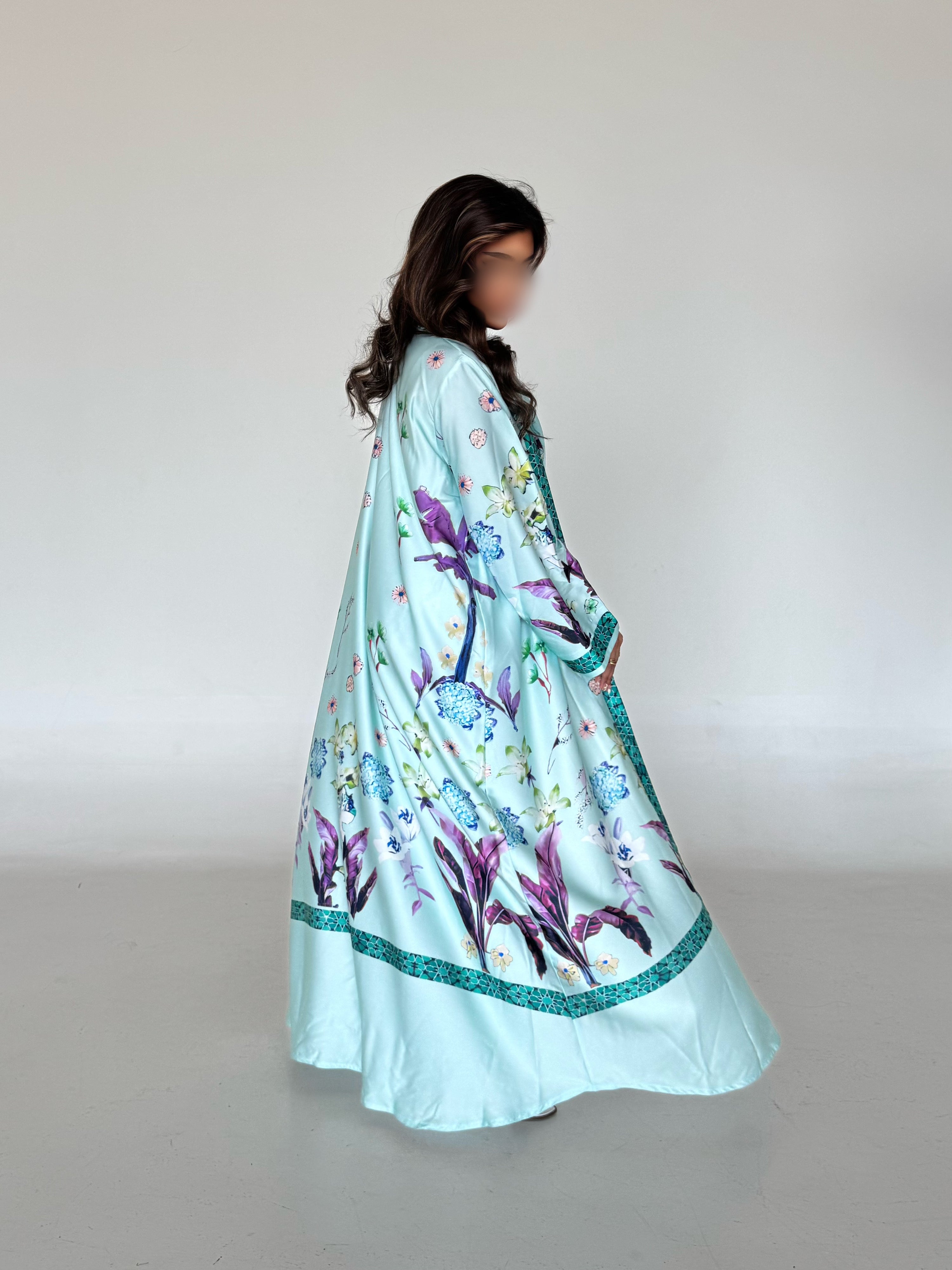 MW645 - Light Crepe Standing with Jacquard Half-Cloche