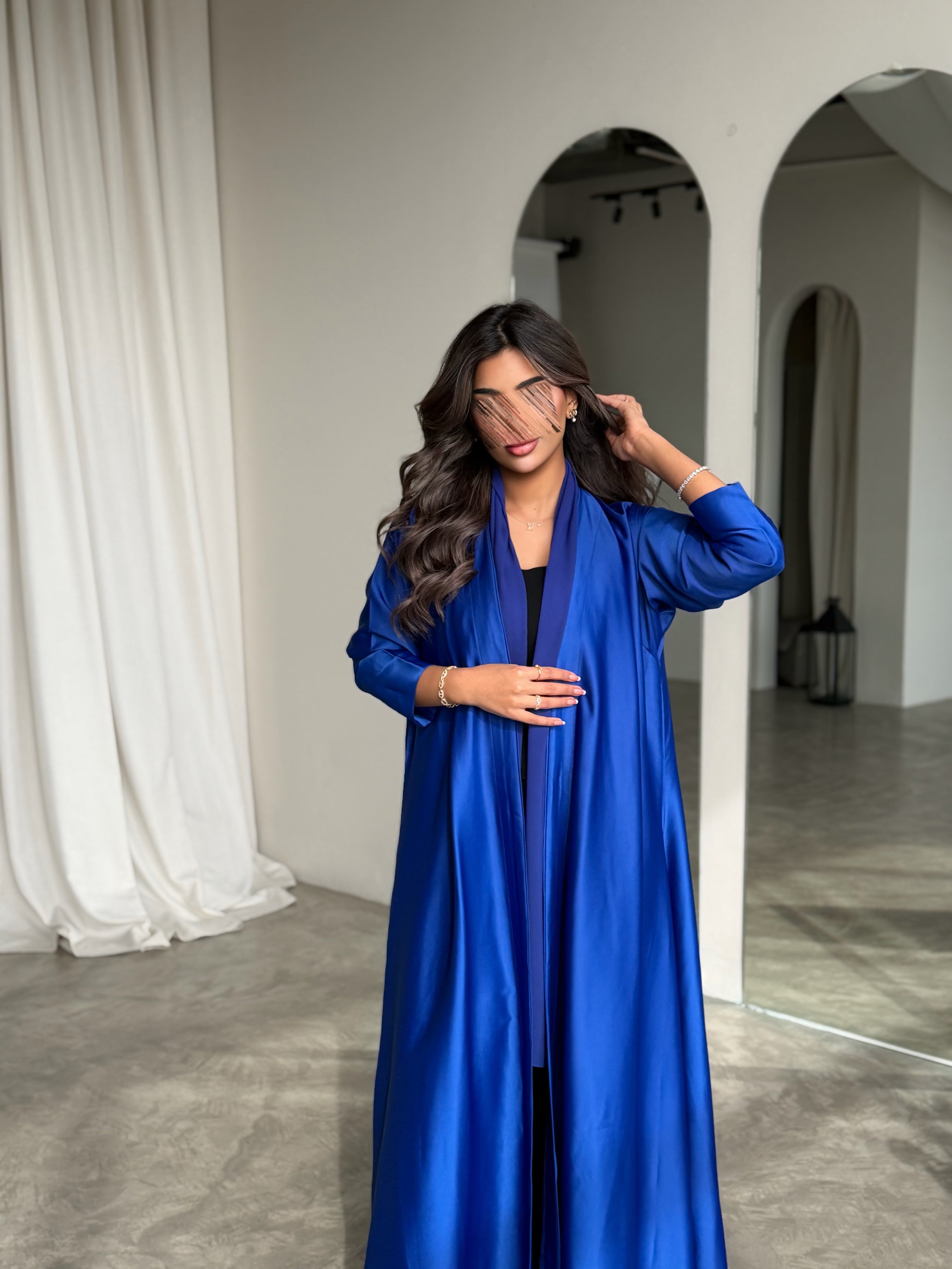 MWT777 - عباية كريب ازرق - Aya