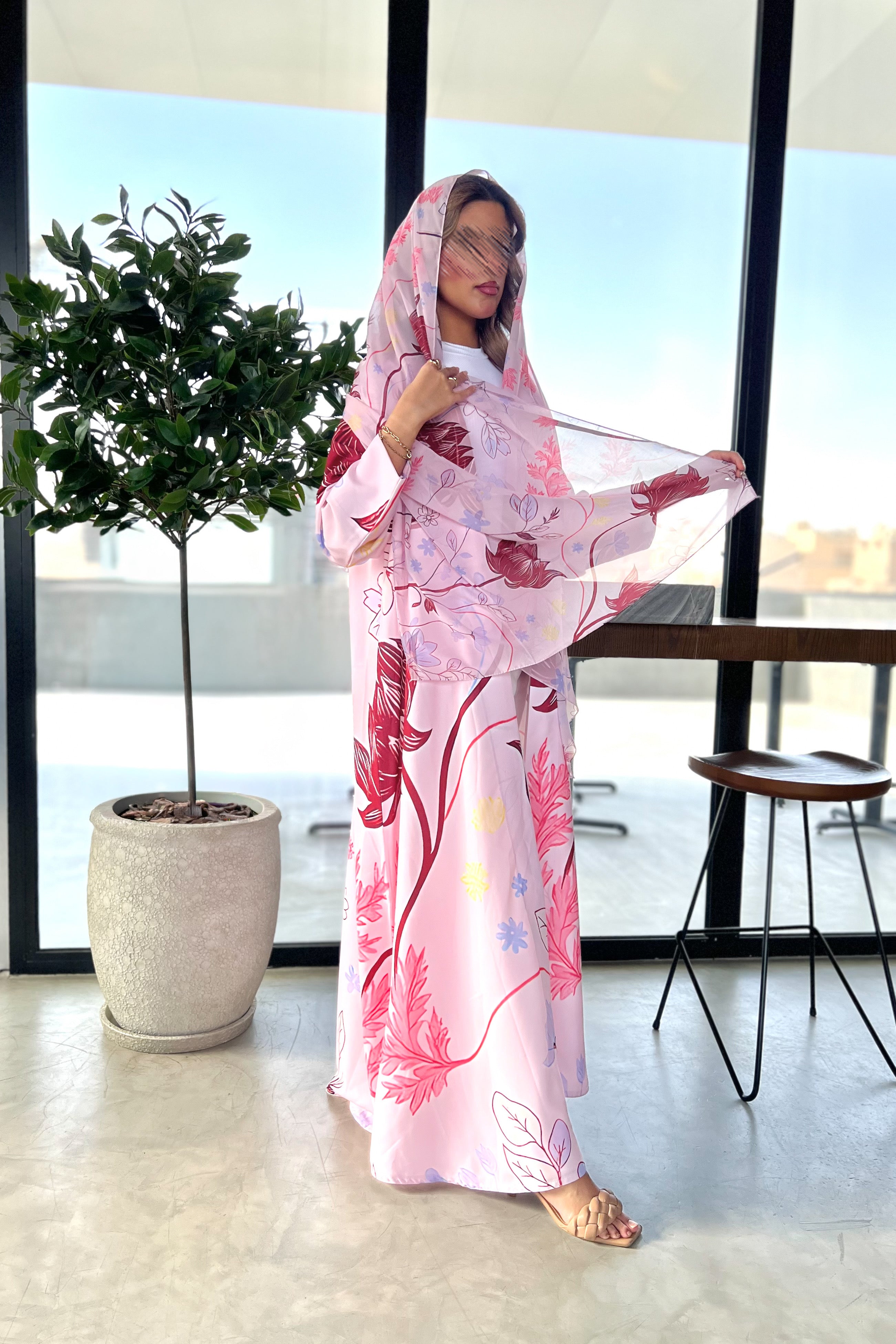 MWT472  - عباية طباعة زهرية - Aya