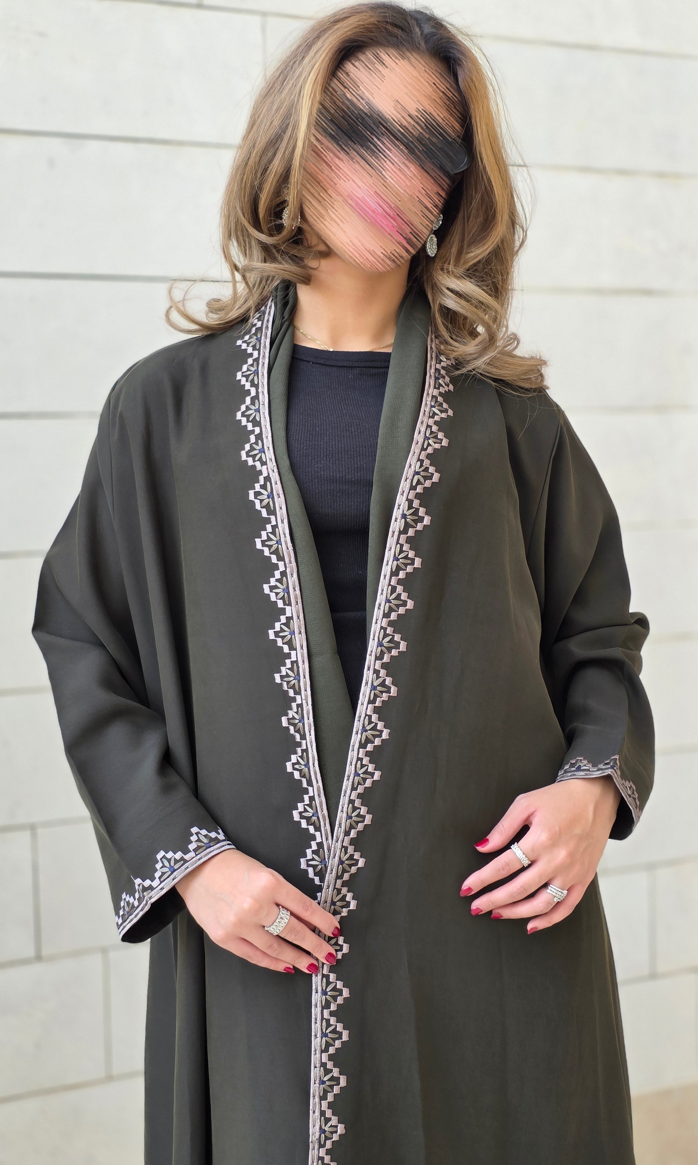 MWT683 - عباية زيتي تطريز - Aya